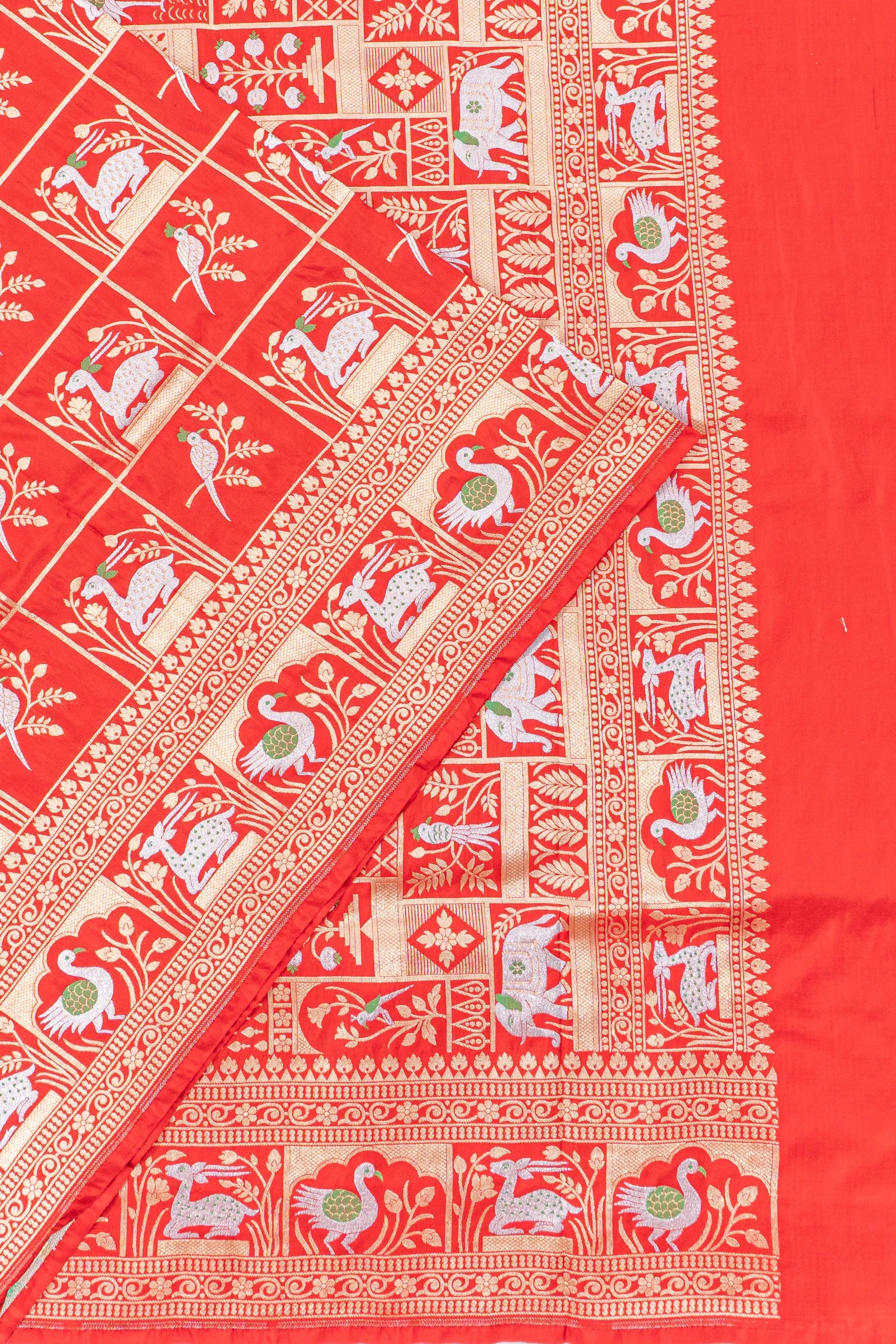 Banarasi Silk Checks And Butta Red Saree
