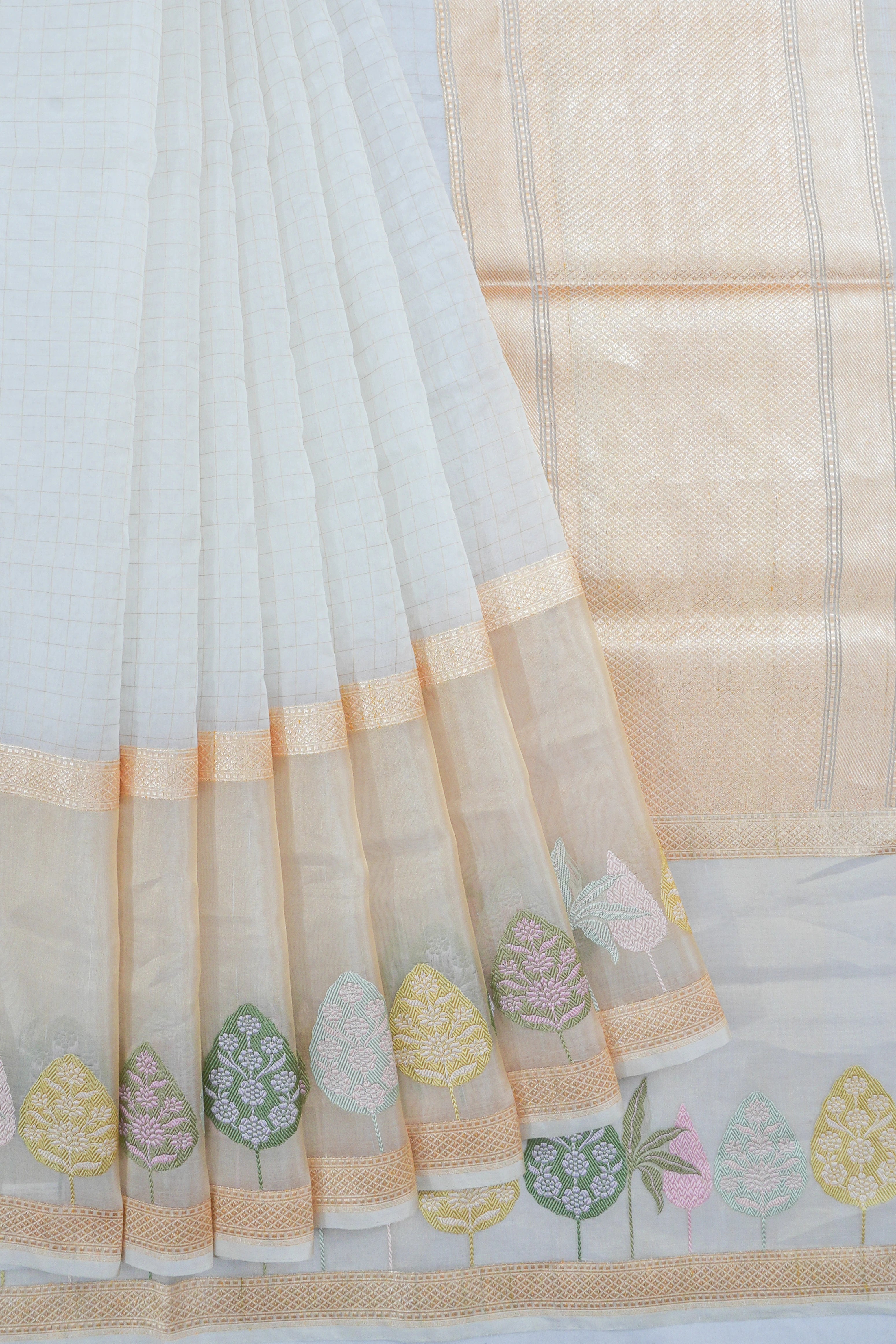 Banarasi Kora Organza Checks White Saree