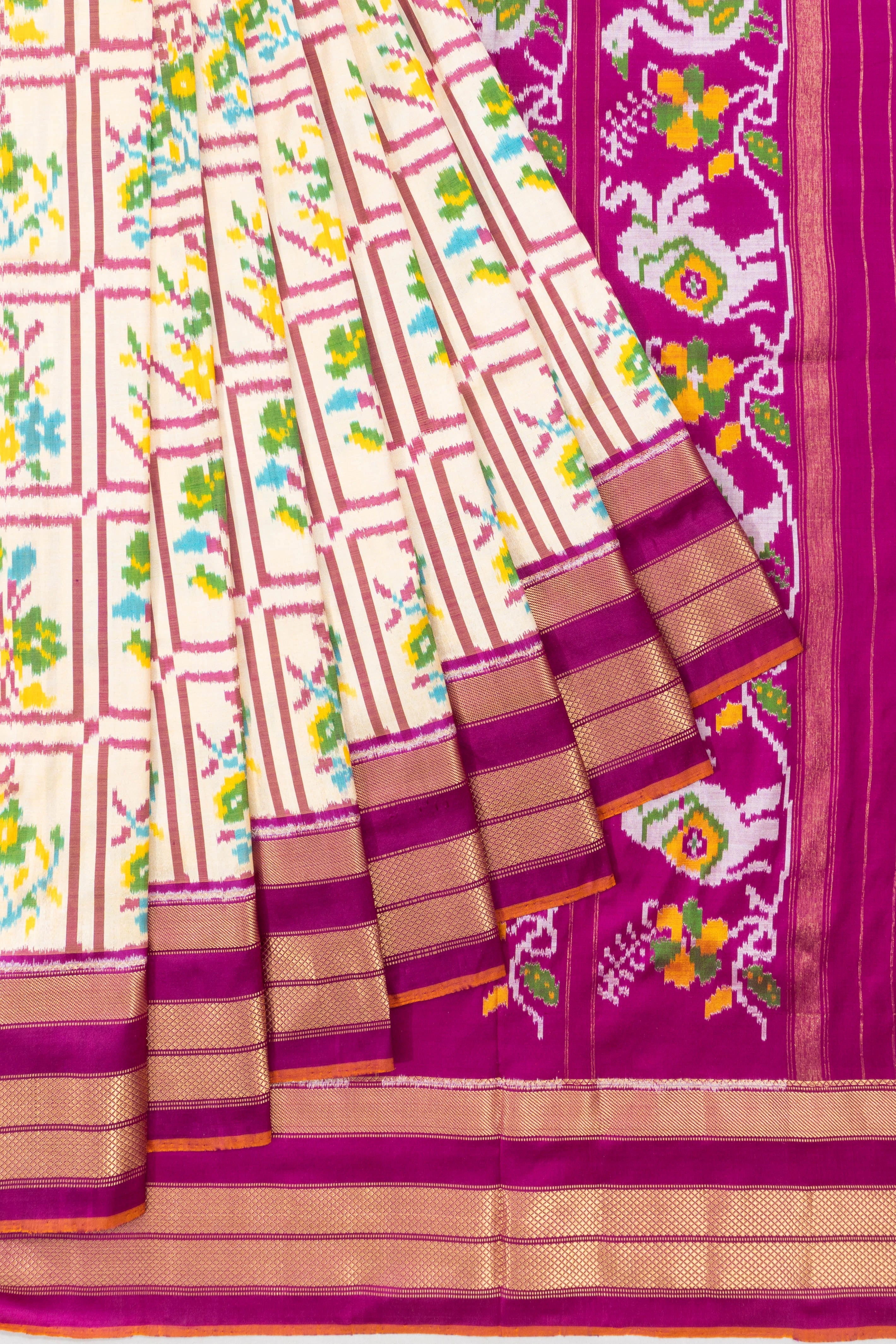 Pochampally Silk Ikat White Saree