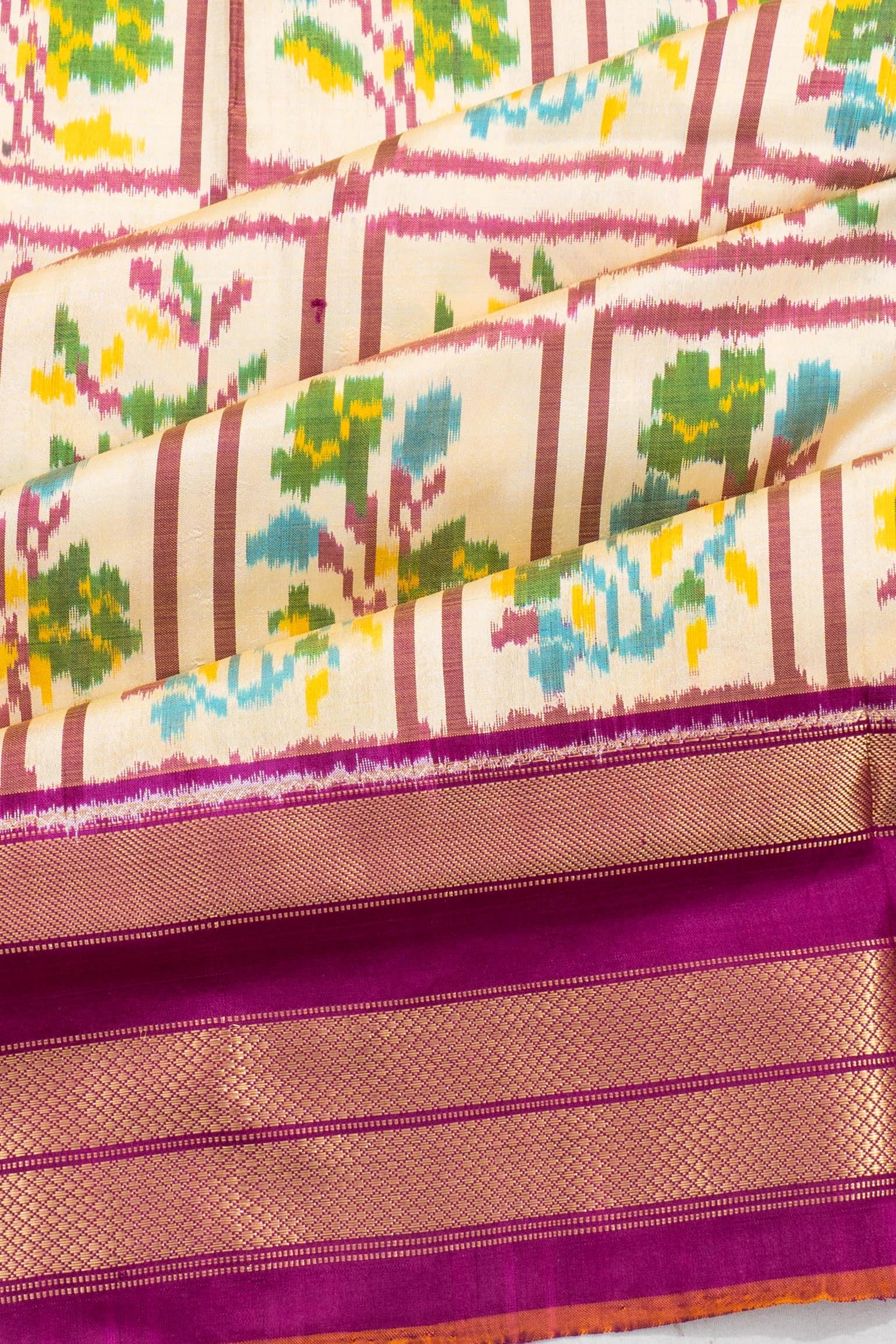 Pochampally Silk Ikat White Saree
