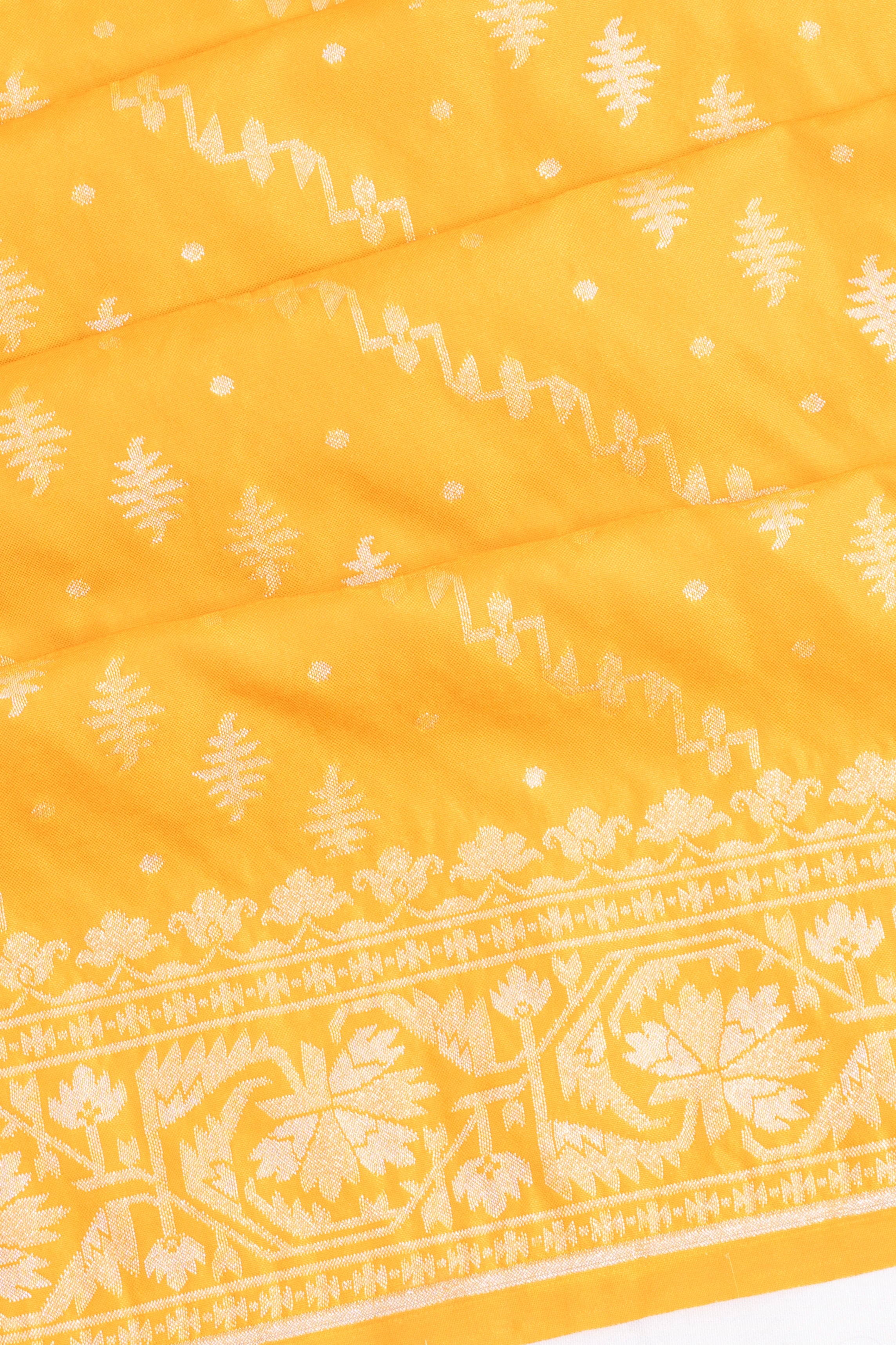 Vaanya Banaras Silk Brocade Yellow Saree