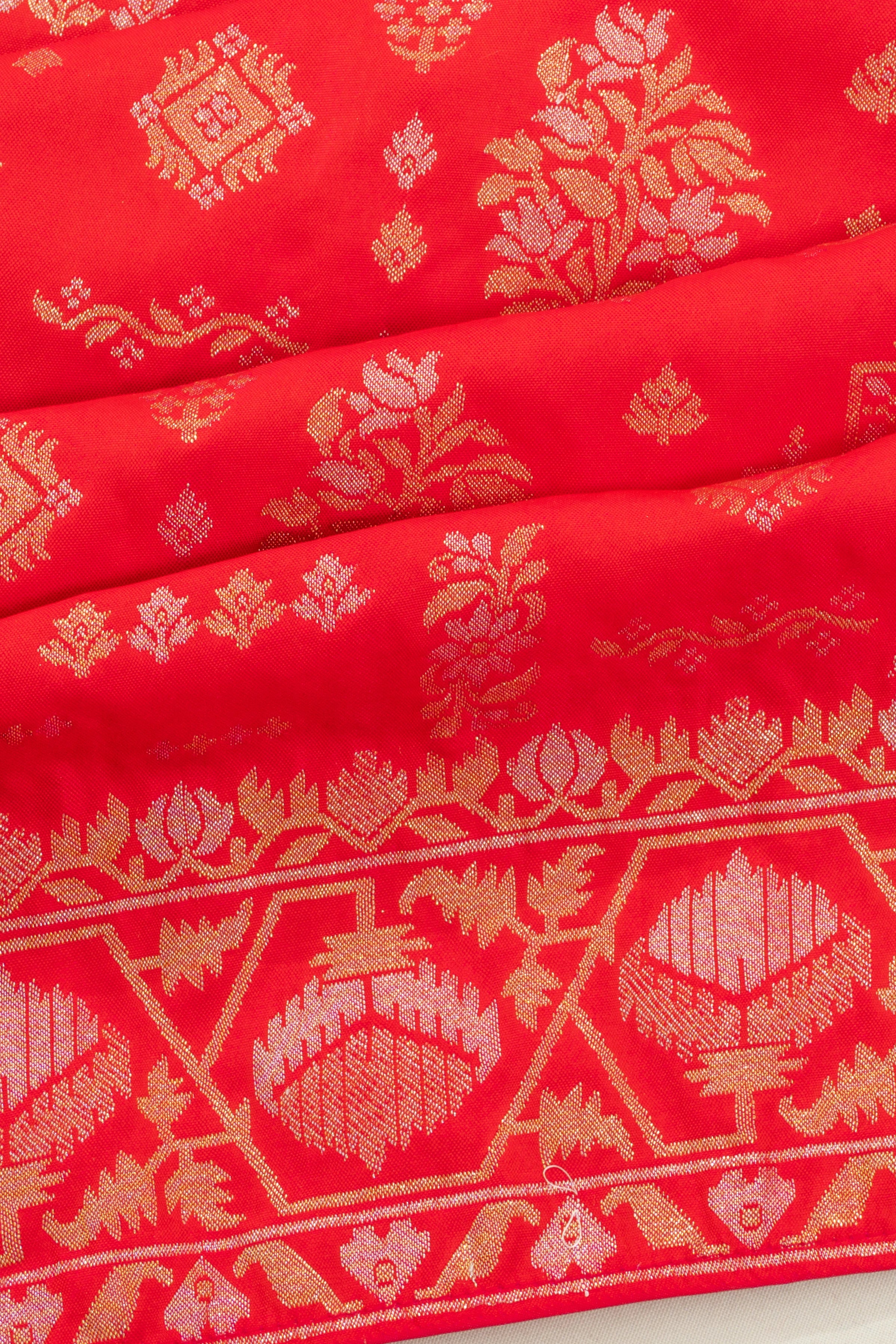 Vaanya Banaras Silk Brocade Red Saree