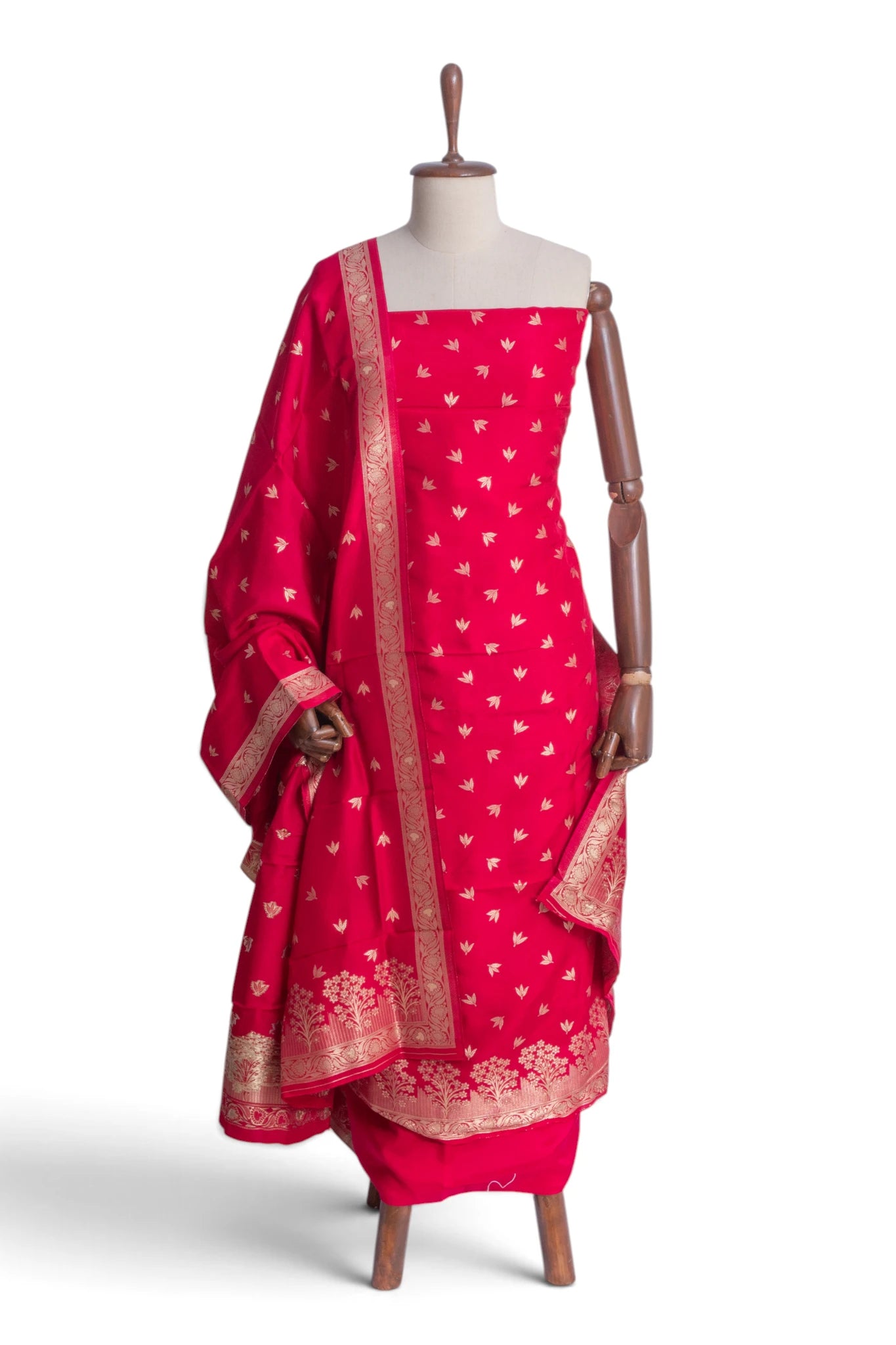 Vaanya Banaras Silk Butta Red Salwar Suit Set
