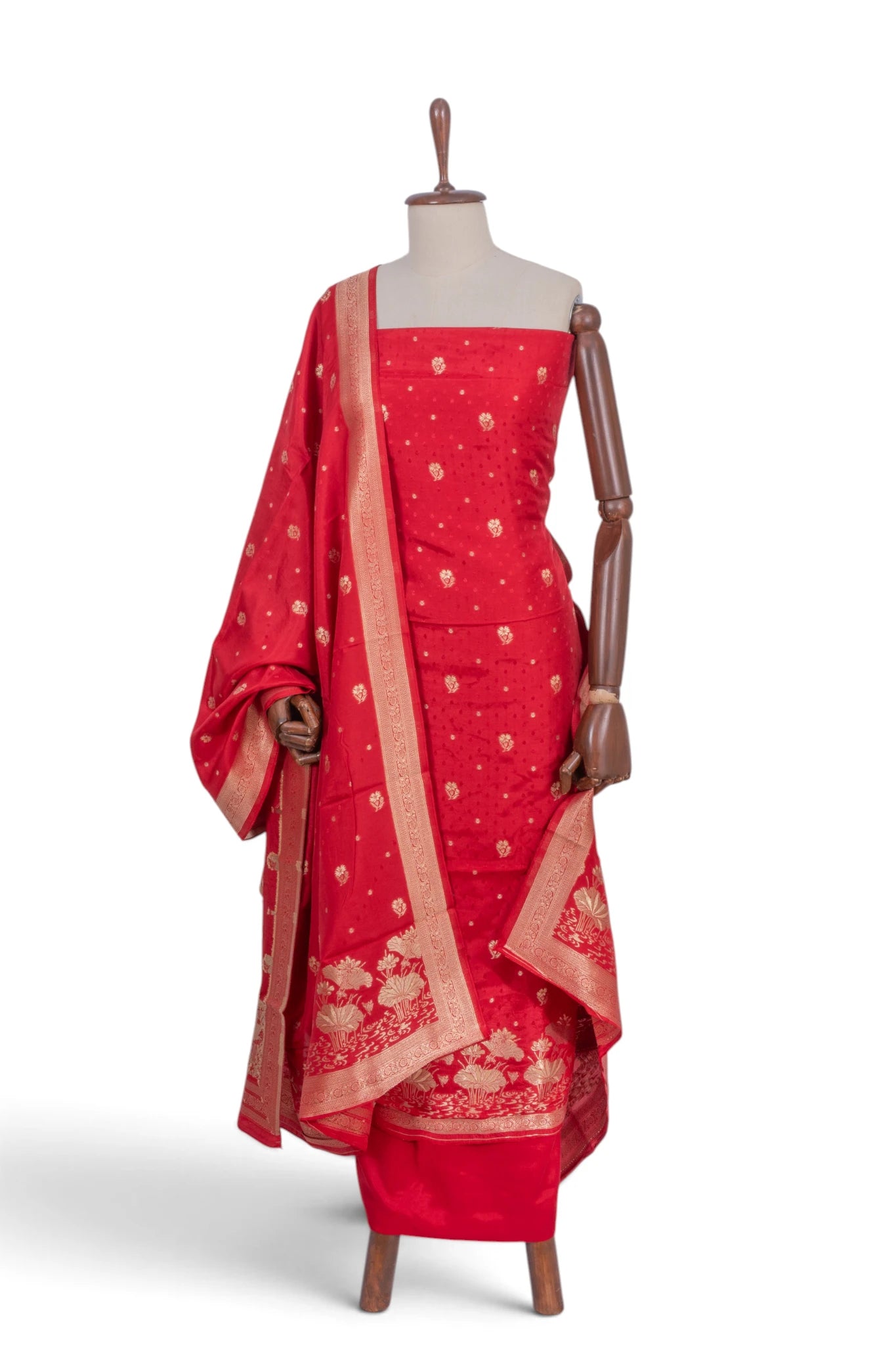 Vaanya Banaras Silk Jaquard And Butta Red Salwar Suit Set