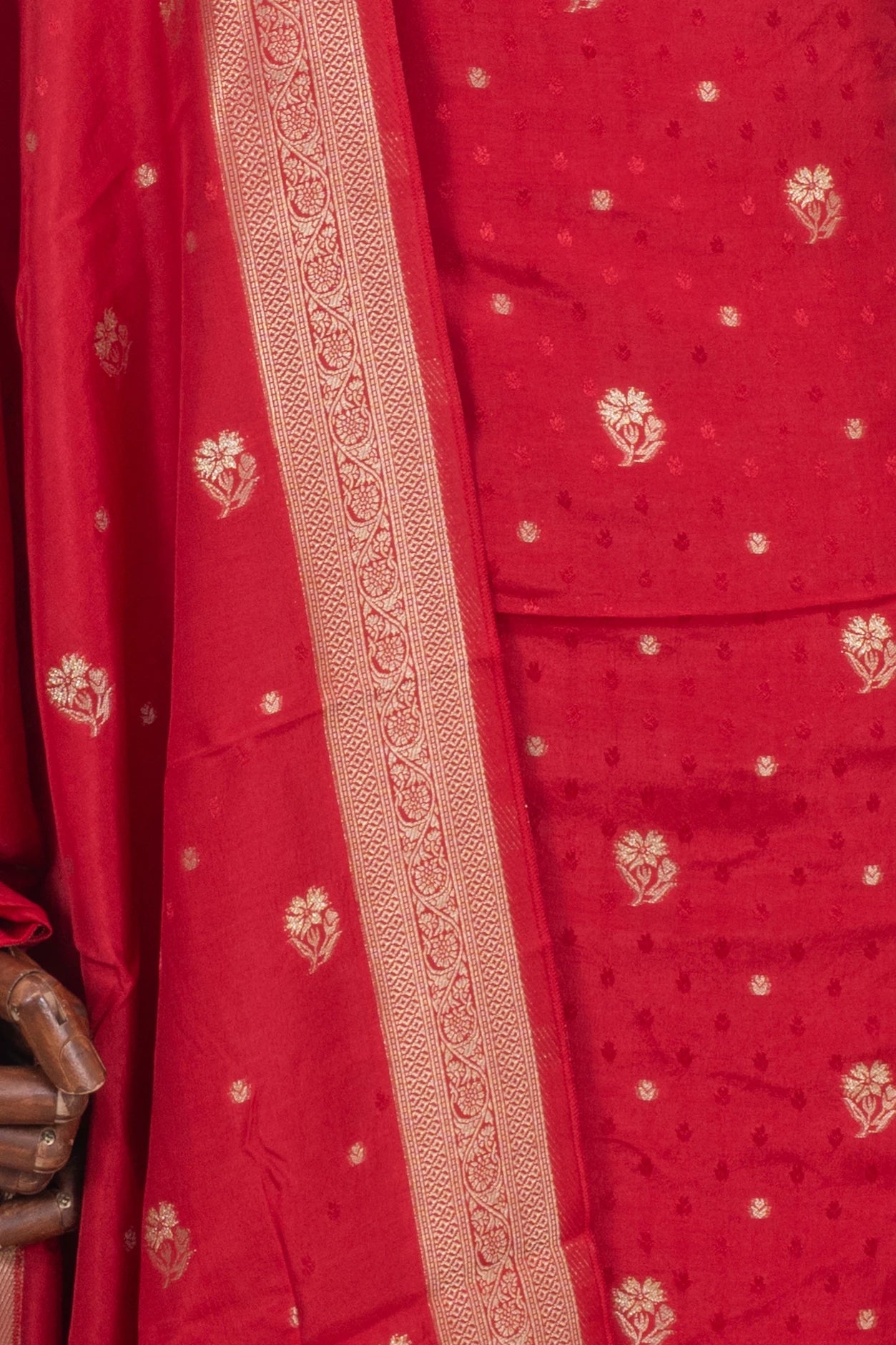 Vaanya Banaras Silk Jaquard And Butta Red Salwar Suit Set