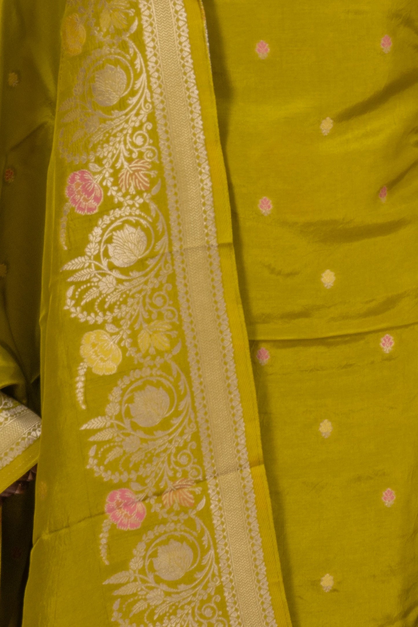 Vaanya Banaras Silk Butta Mehandi Green Salwar Suit Set