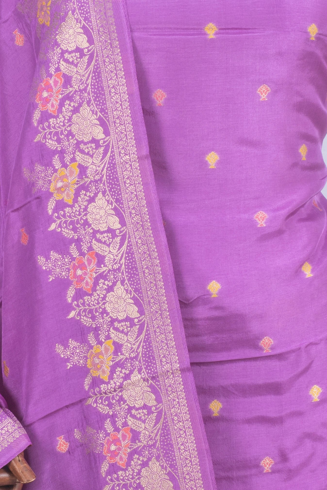 Vaanya Banaras Silk Butta Lavender Salwar Suit Set