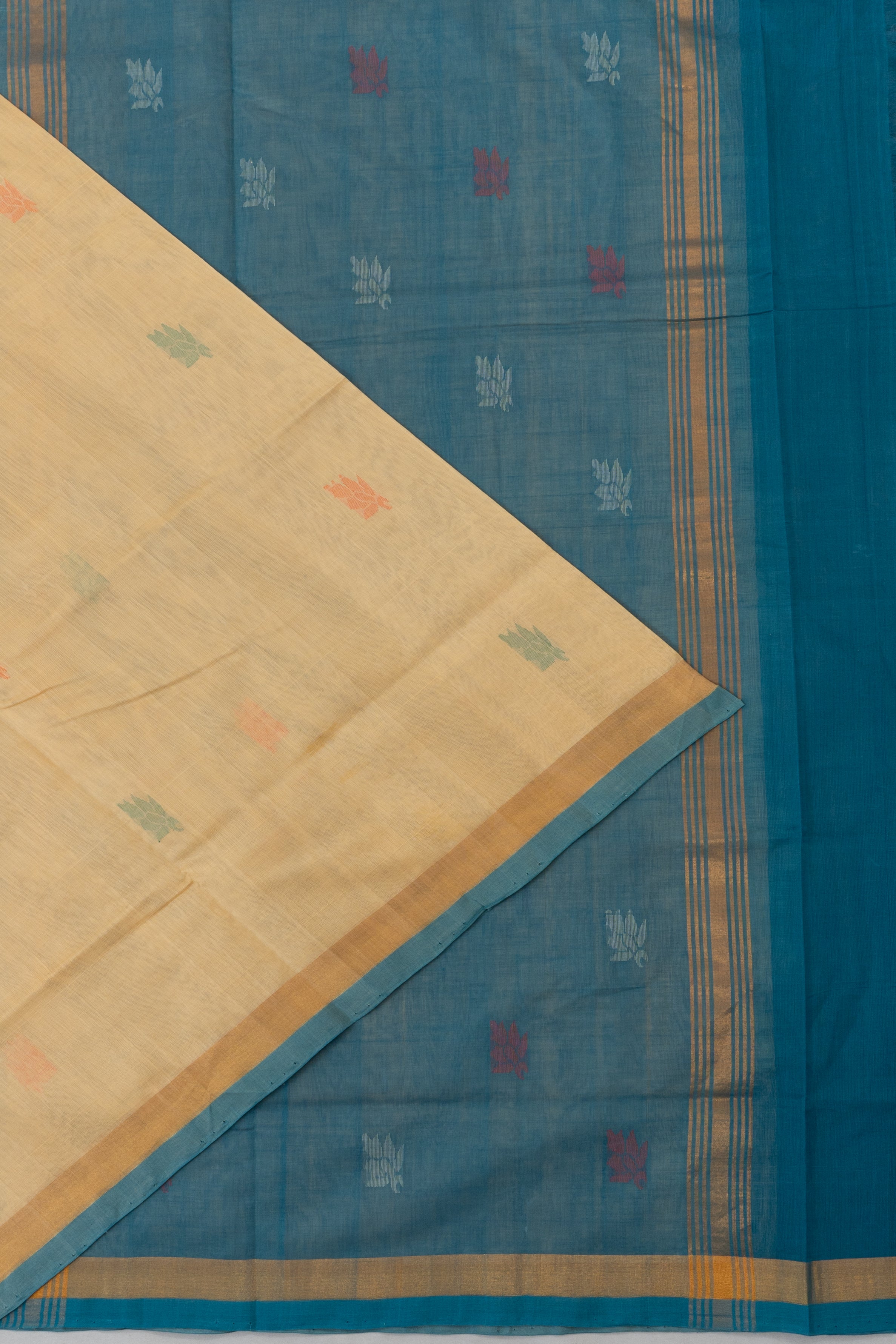 Uppada Cotton Butta Cream Saree