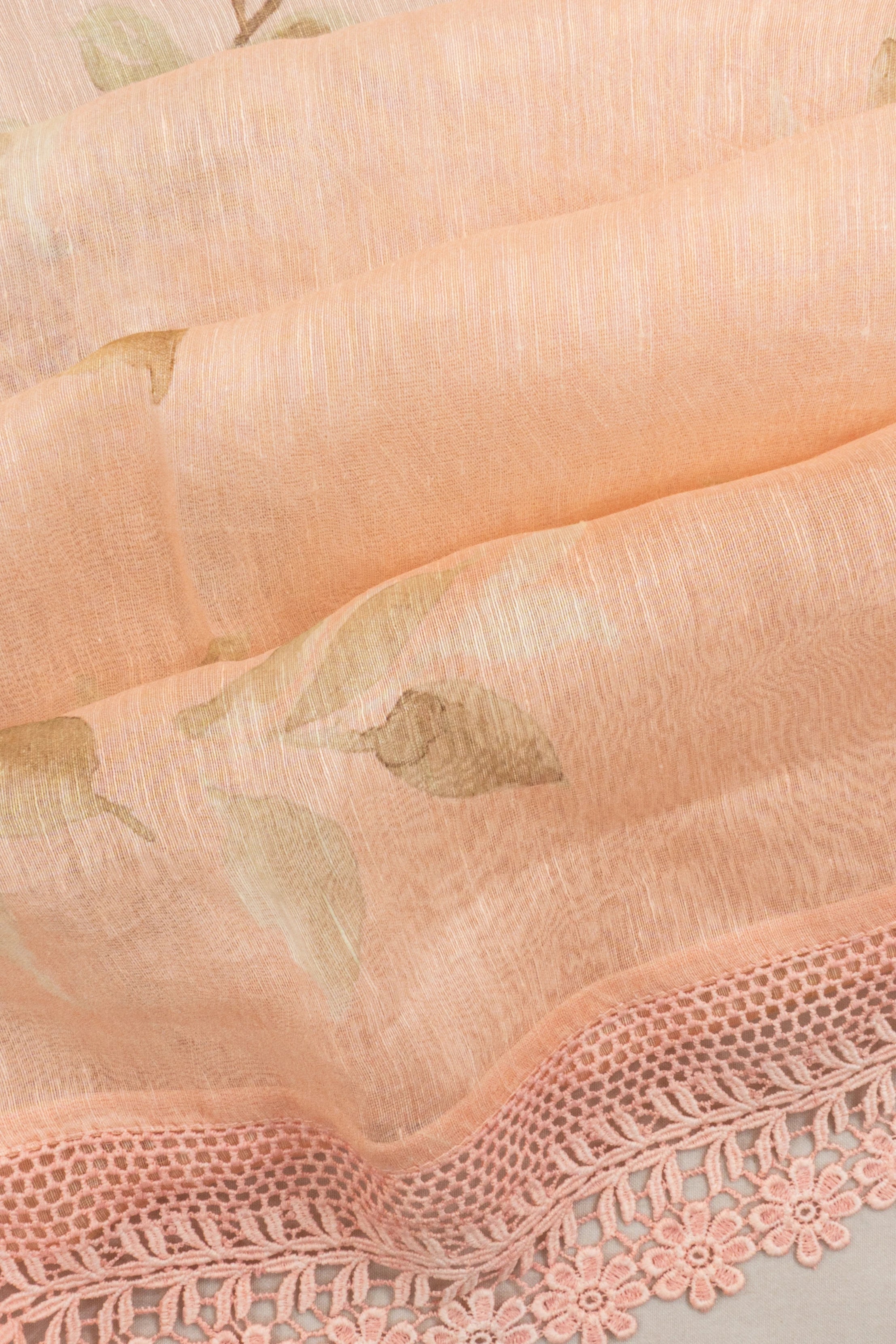 Linen Printed Peach Saree With Lacework Border
