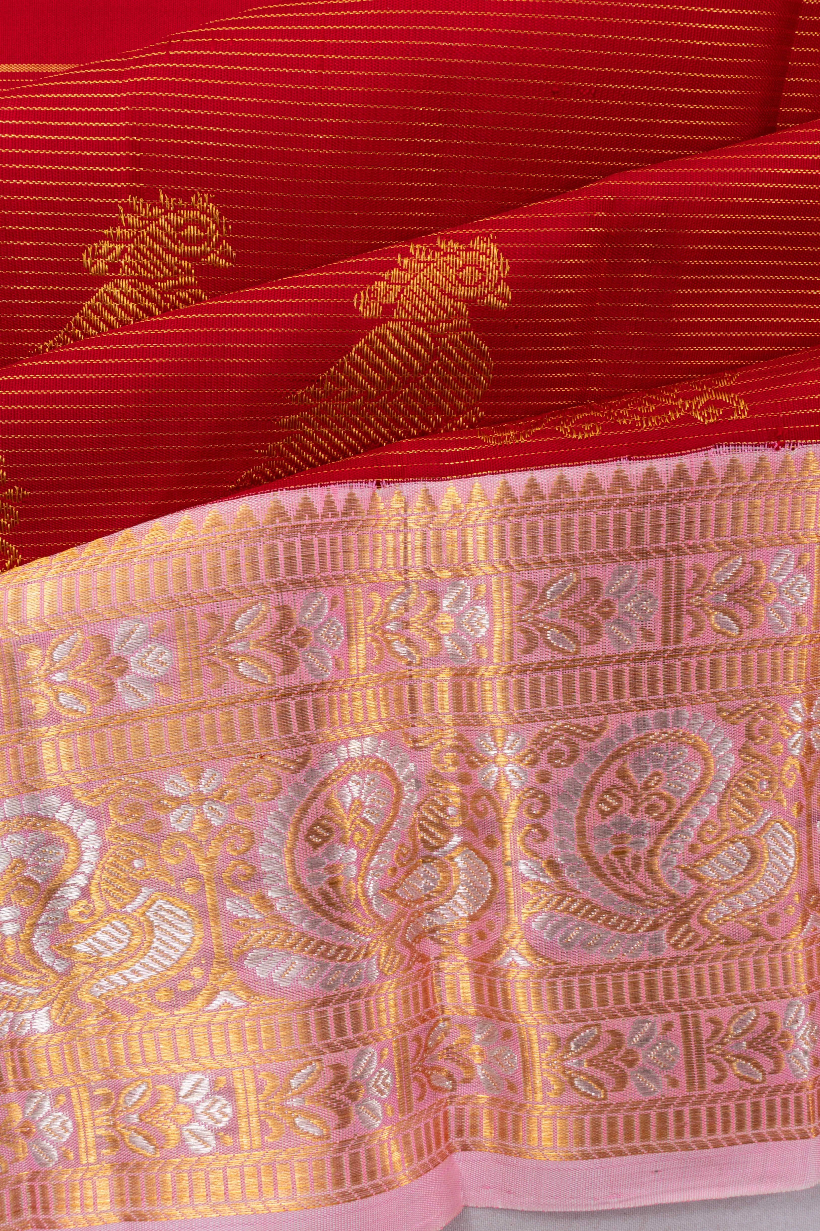 Kanchipuram Silk Oosi Lines And Butta Red Saree