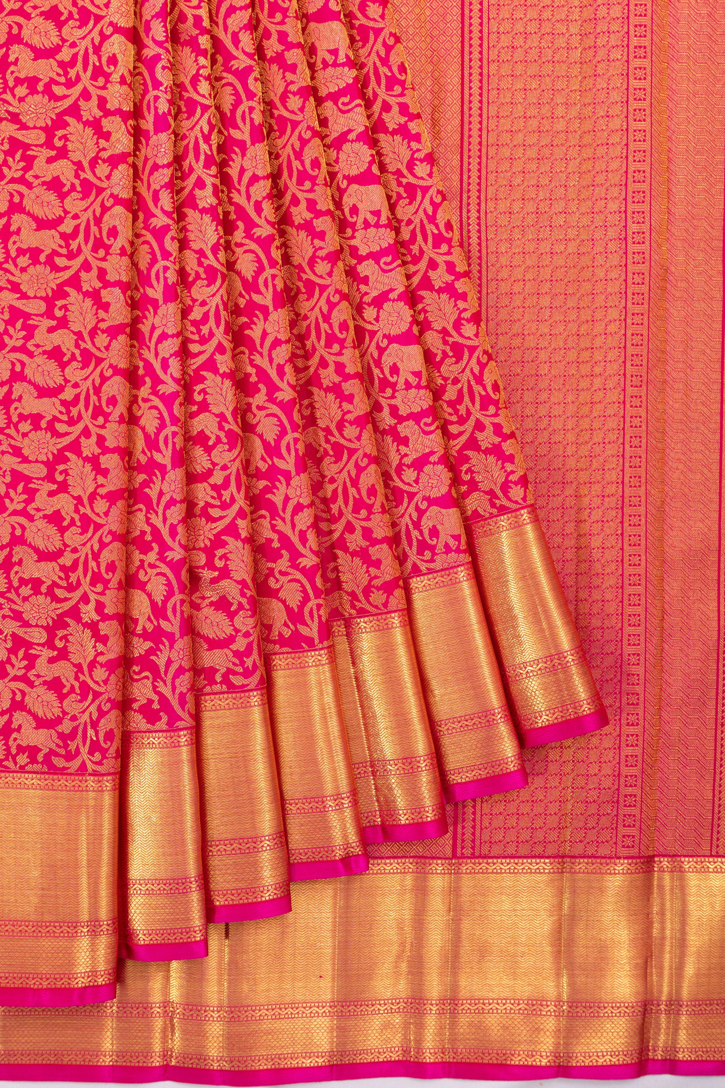Kanchipuram Silk Jaal And Butta Pink Saree