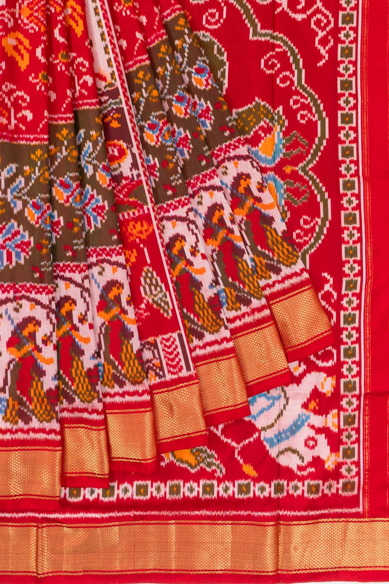 Pochampally Silk Ikat Red Saree With Pichwai Pallu