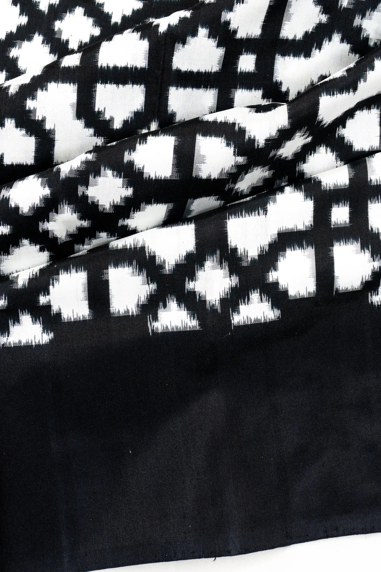 Pochampally Silk Ikat White And Black Saree