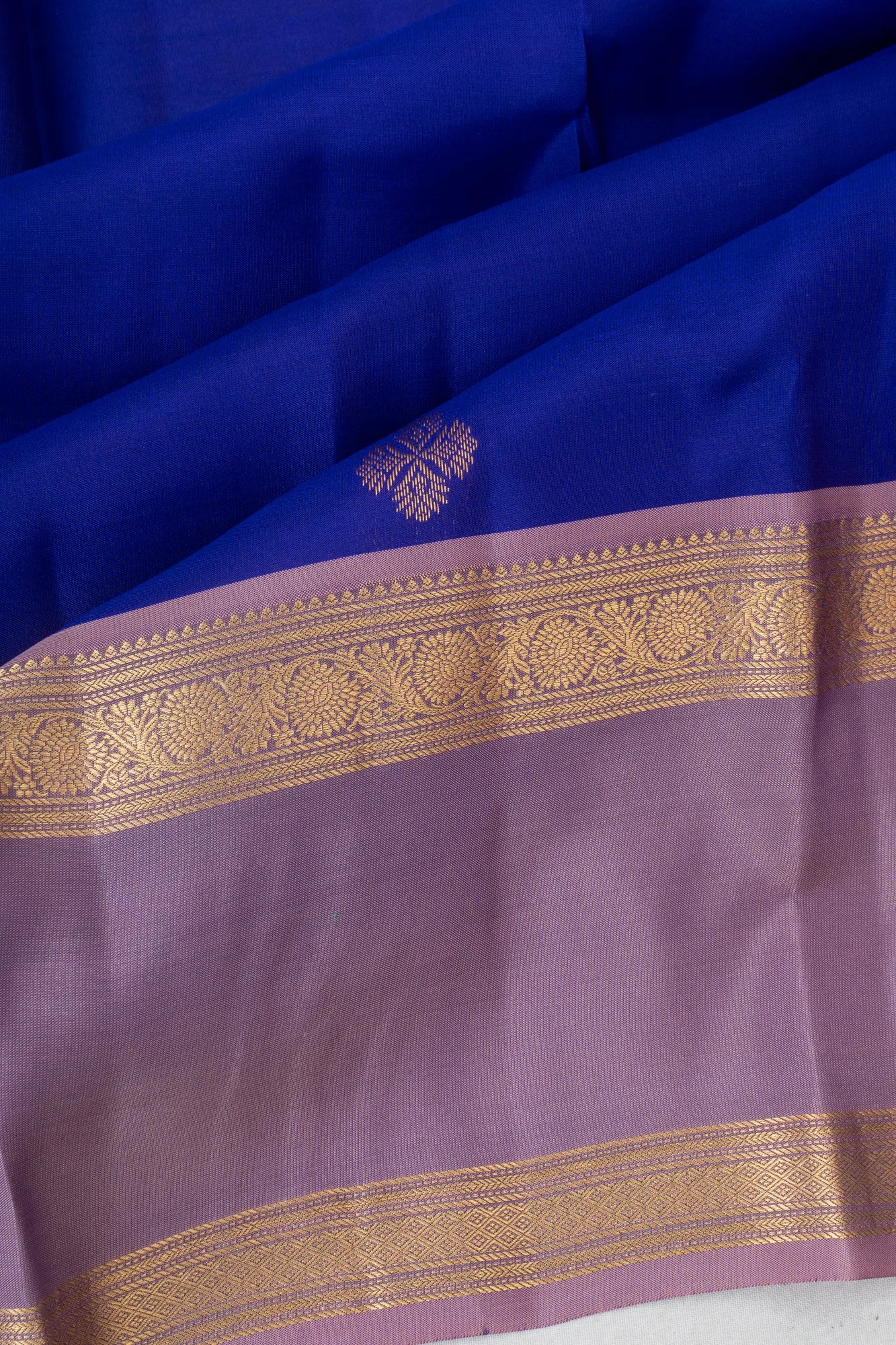 Dharmavaram Silk Butta Royal Blue Saree With Rettai Pettu Border