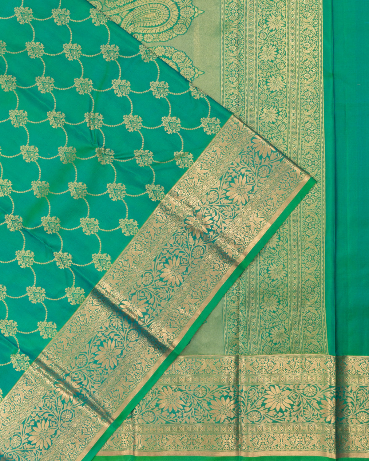 Taranga Kanchi Silk Jaal Green Saree