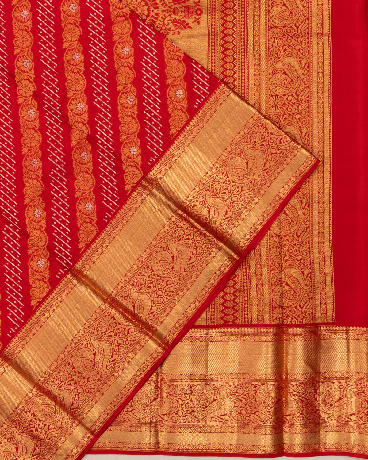 Taranga Kanchi Silk Jaal Red Saree