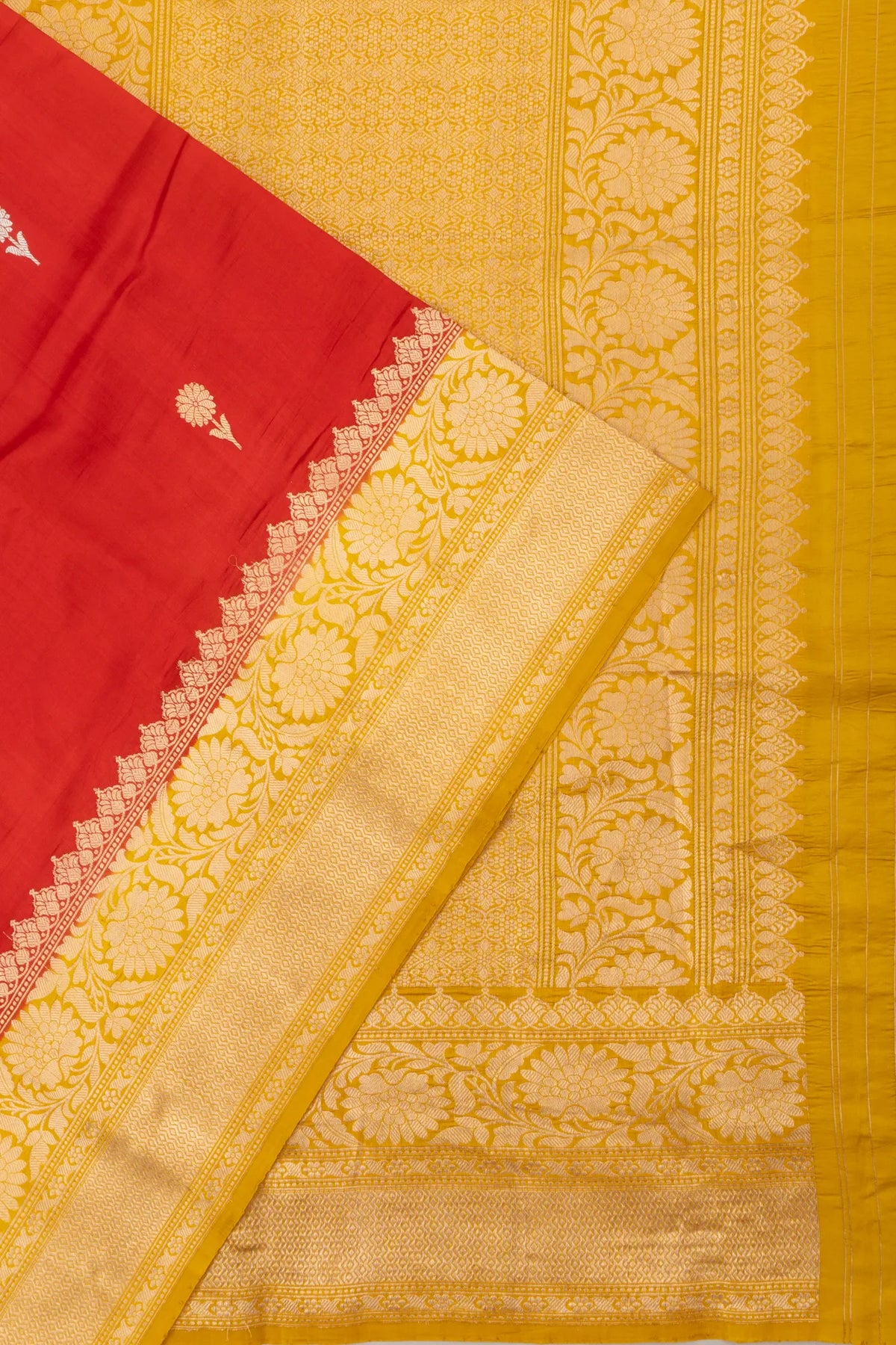 Vaanya Banaras Silk Butta Red Saree