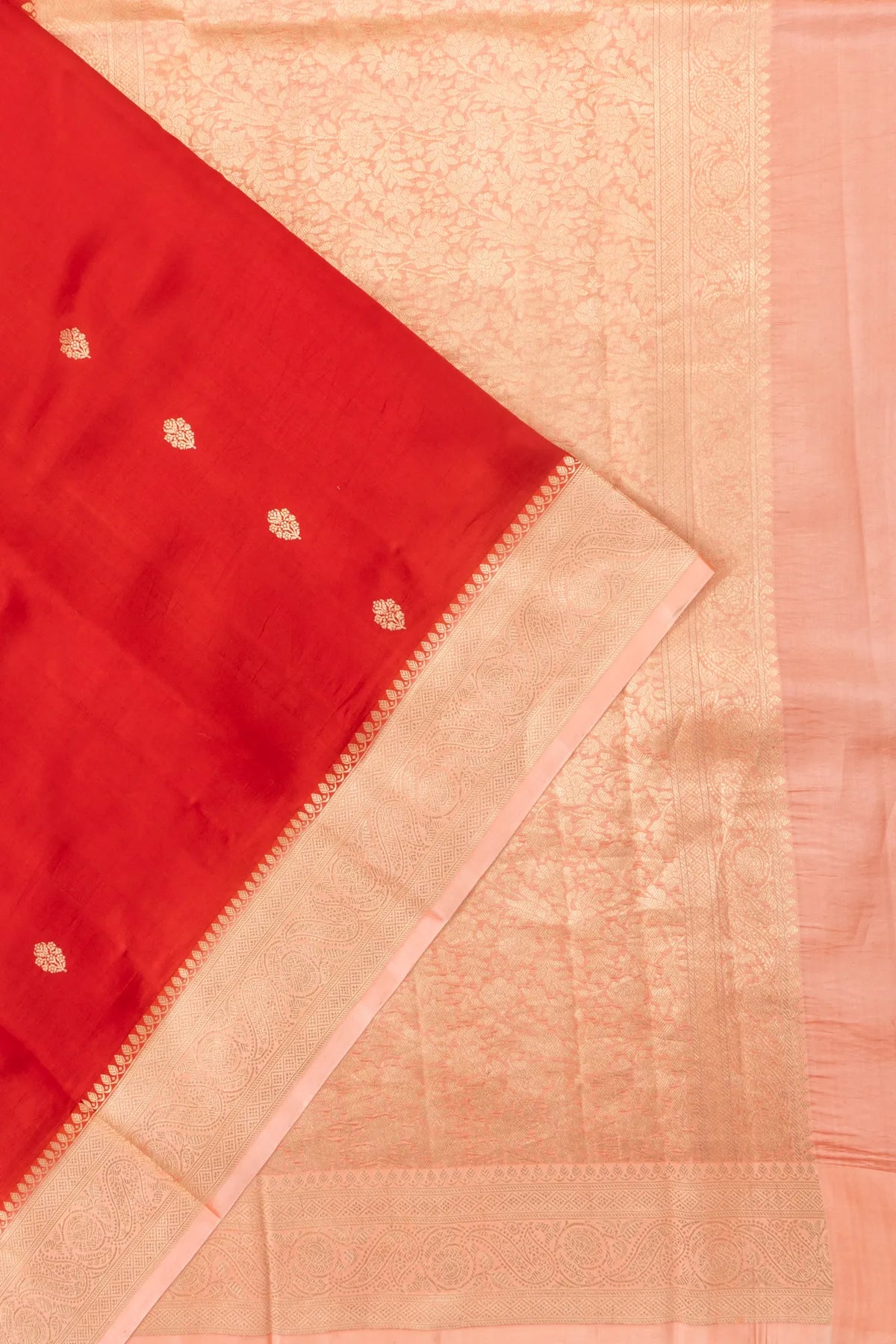 Vaanya Banaras Silk Butta Red Saree