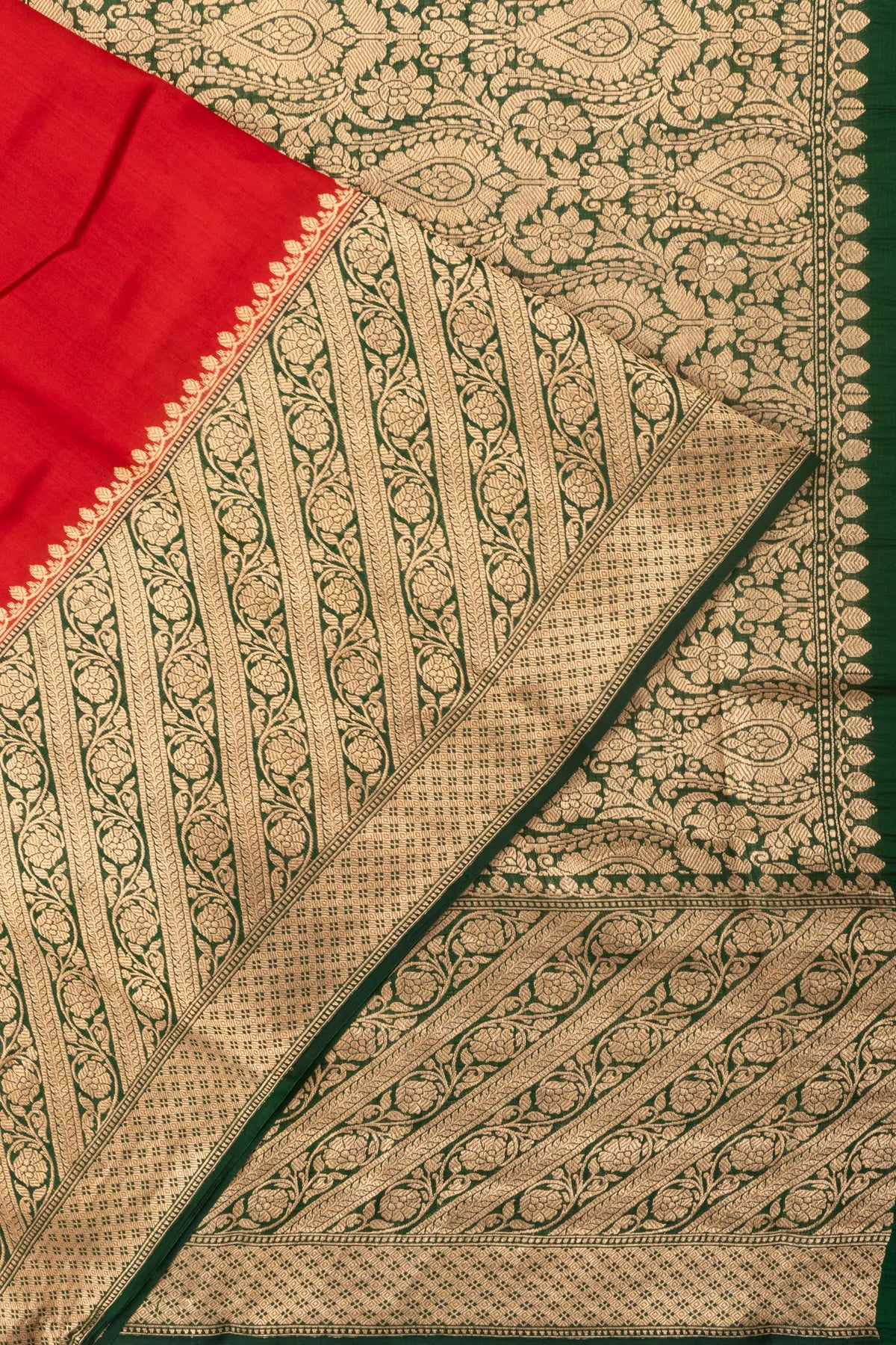 Vaanya Banaras Silk Butta Red Saree