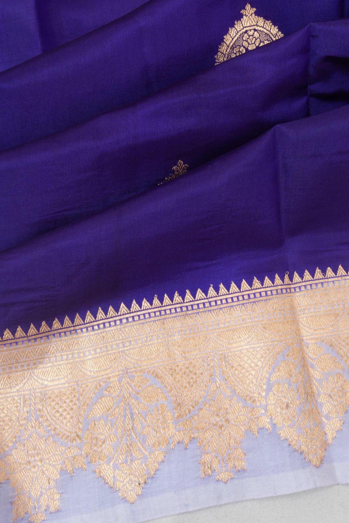 Vaanya Banaras Silk Butta Violet Saree
