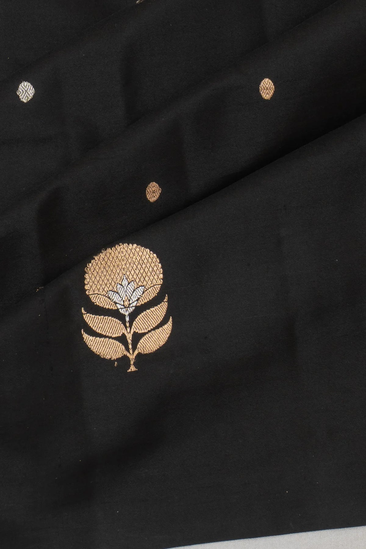 Vaanya Banaras Katan Silk Butta Black Saree