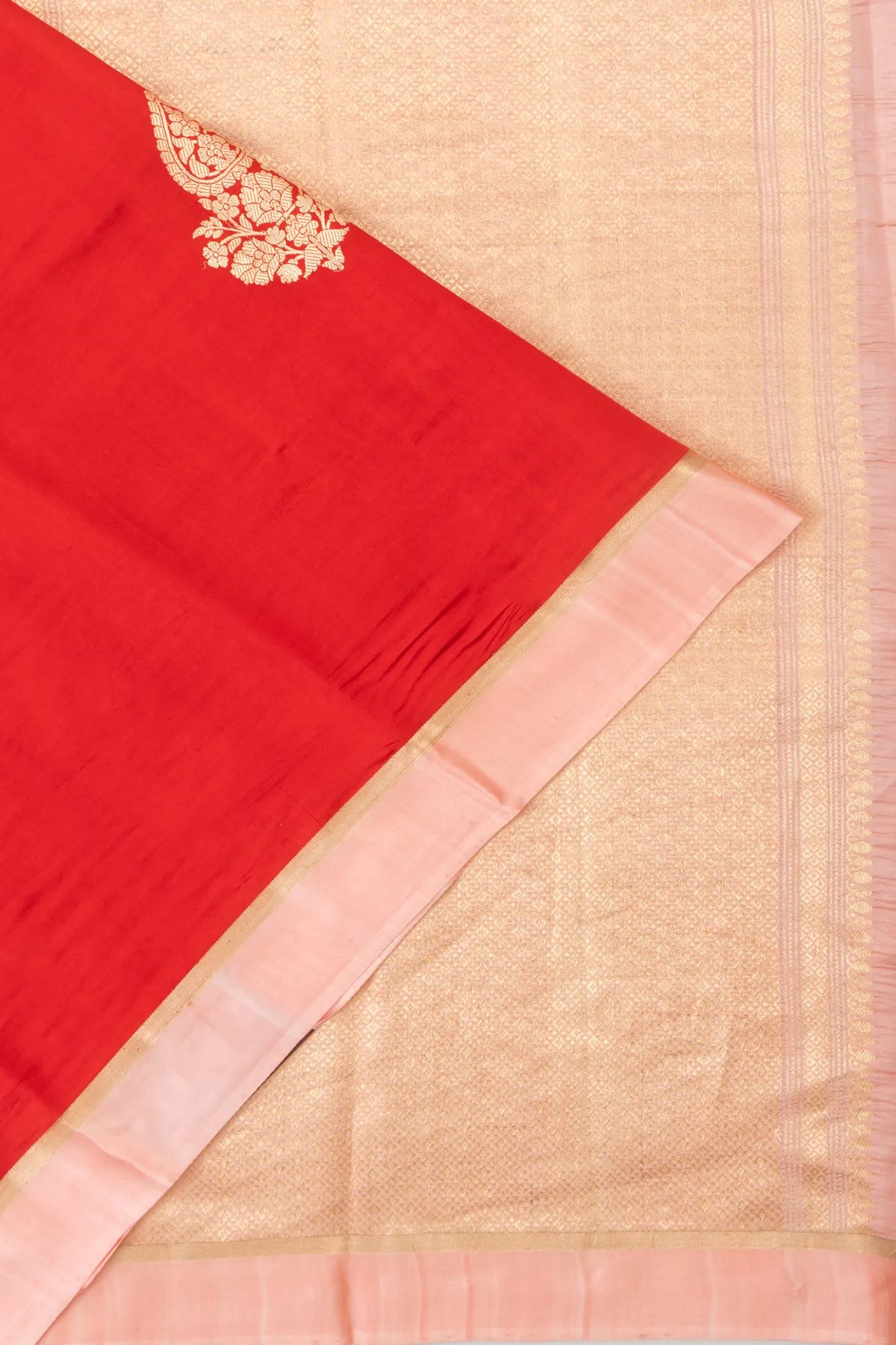 Vaanya Banaras Silk Butta Red Saree