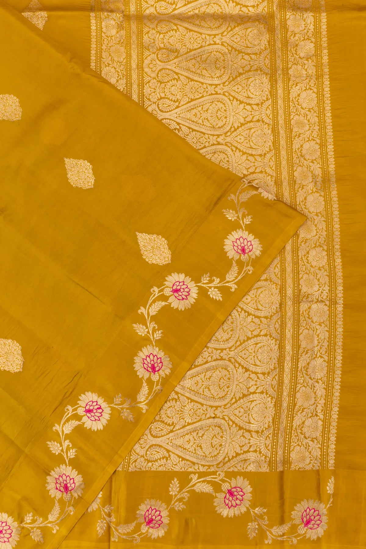 Vaanya Banaras Silk Butta Mehendi Green Saree