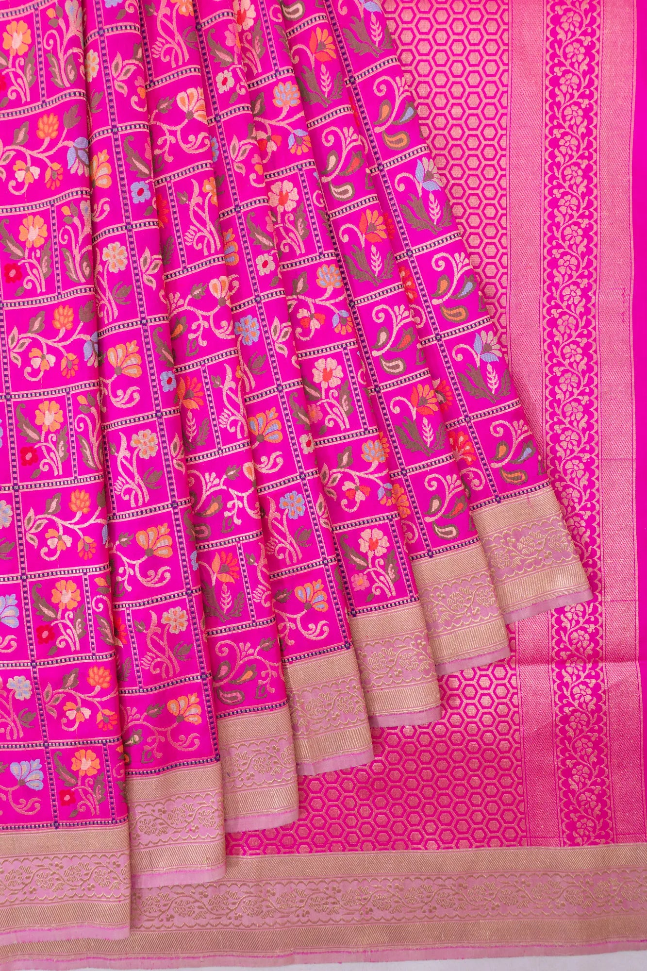 Banarasi Silk Checks And Kadwa Butta Pink Saree