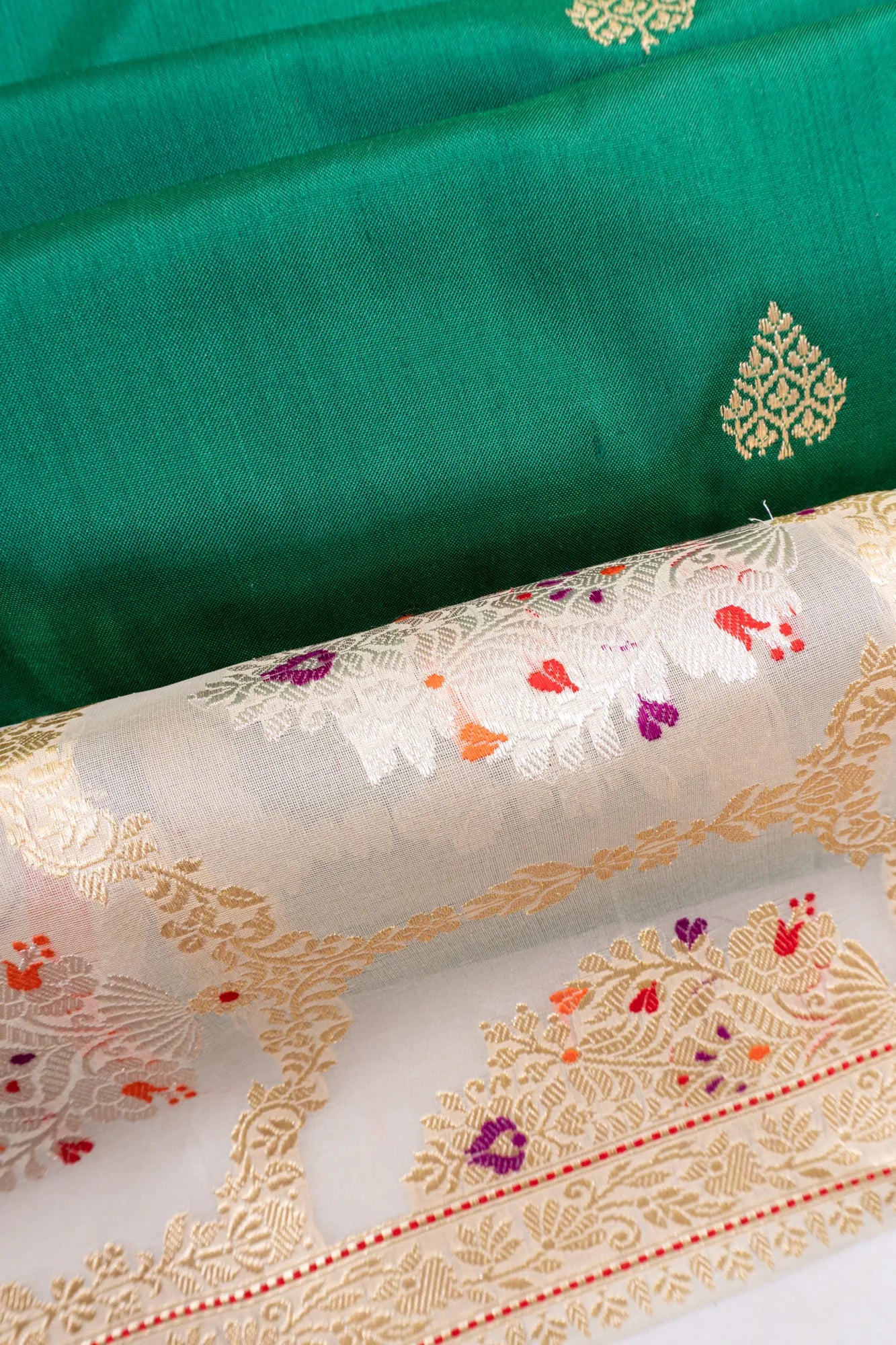 Banarasi Silk Kadwa Butta Green Saree With Organza Border