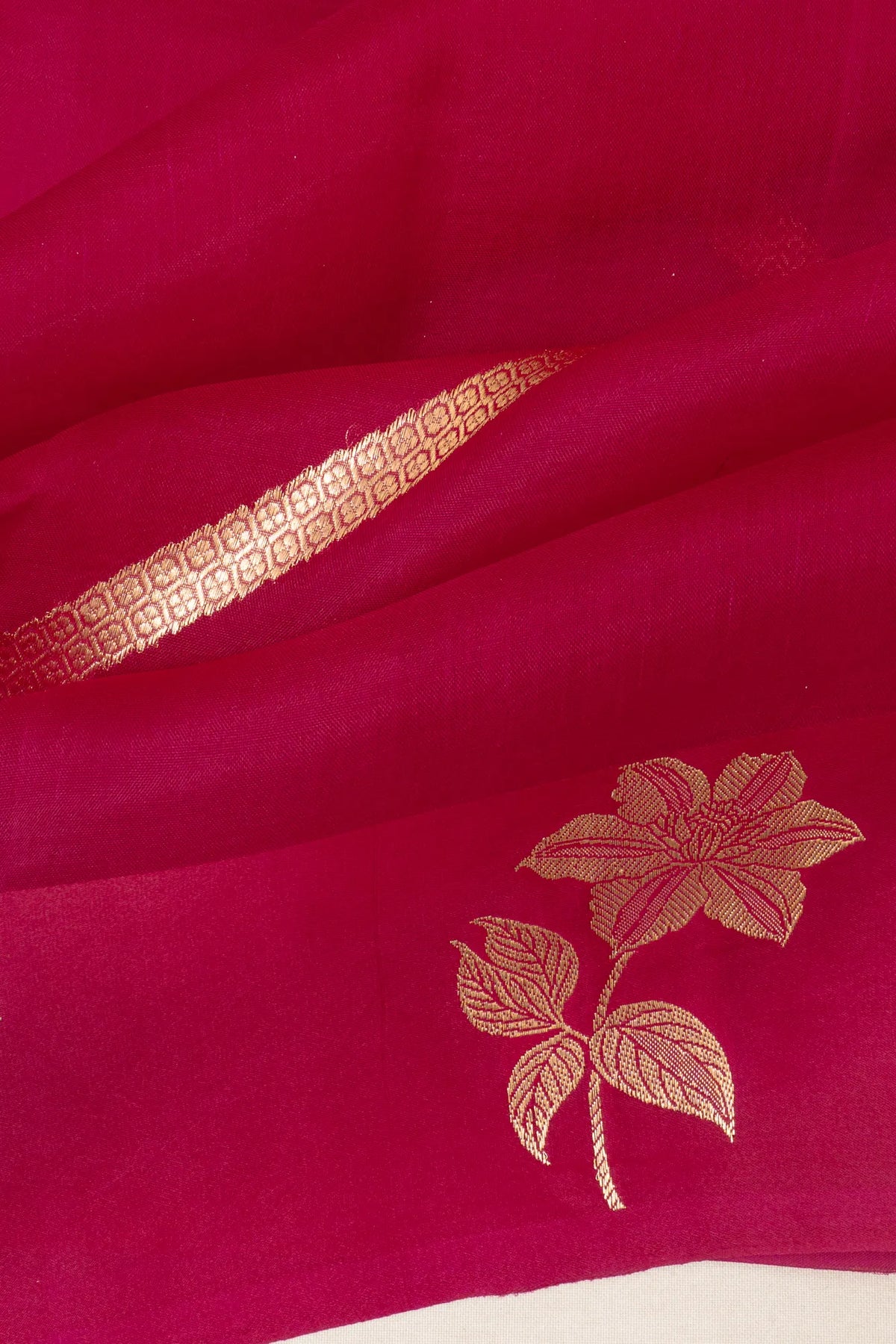 Vaanya Banaras Kora Organza Lines Pink Saree