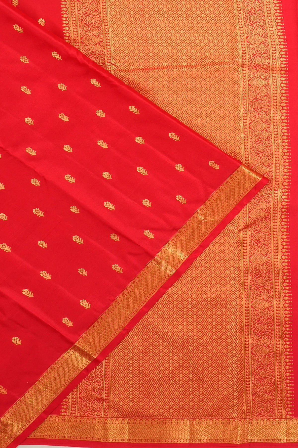 Taranga Kanchi Silk Butta Red Saree