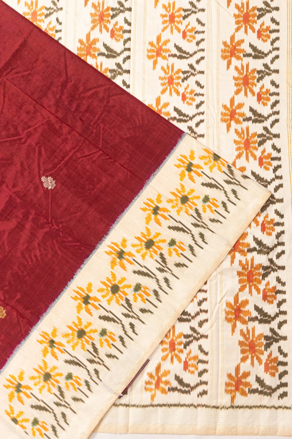 Pochampally Silk Ikat Butta Maroon Saree With Floral Border