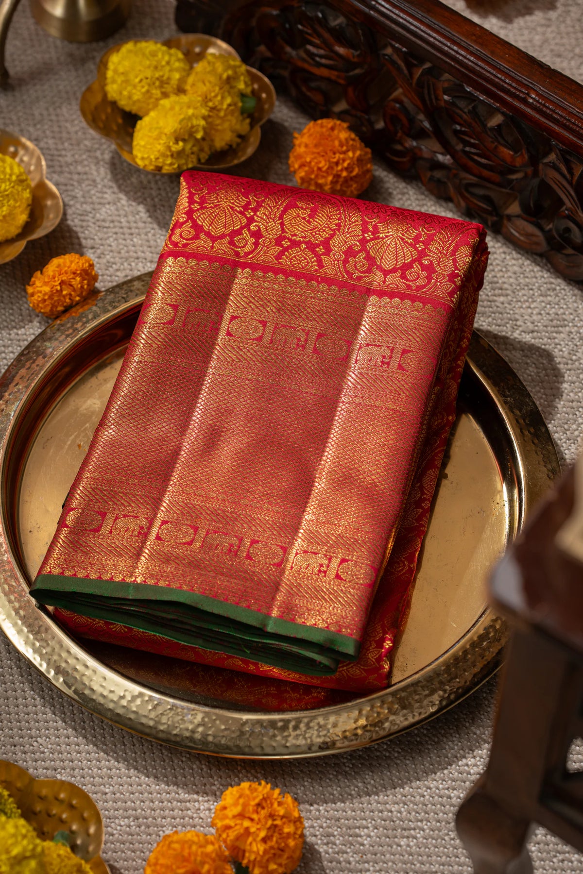 Kanchipuram Silk Jaal And Butta Red Saree