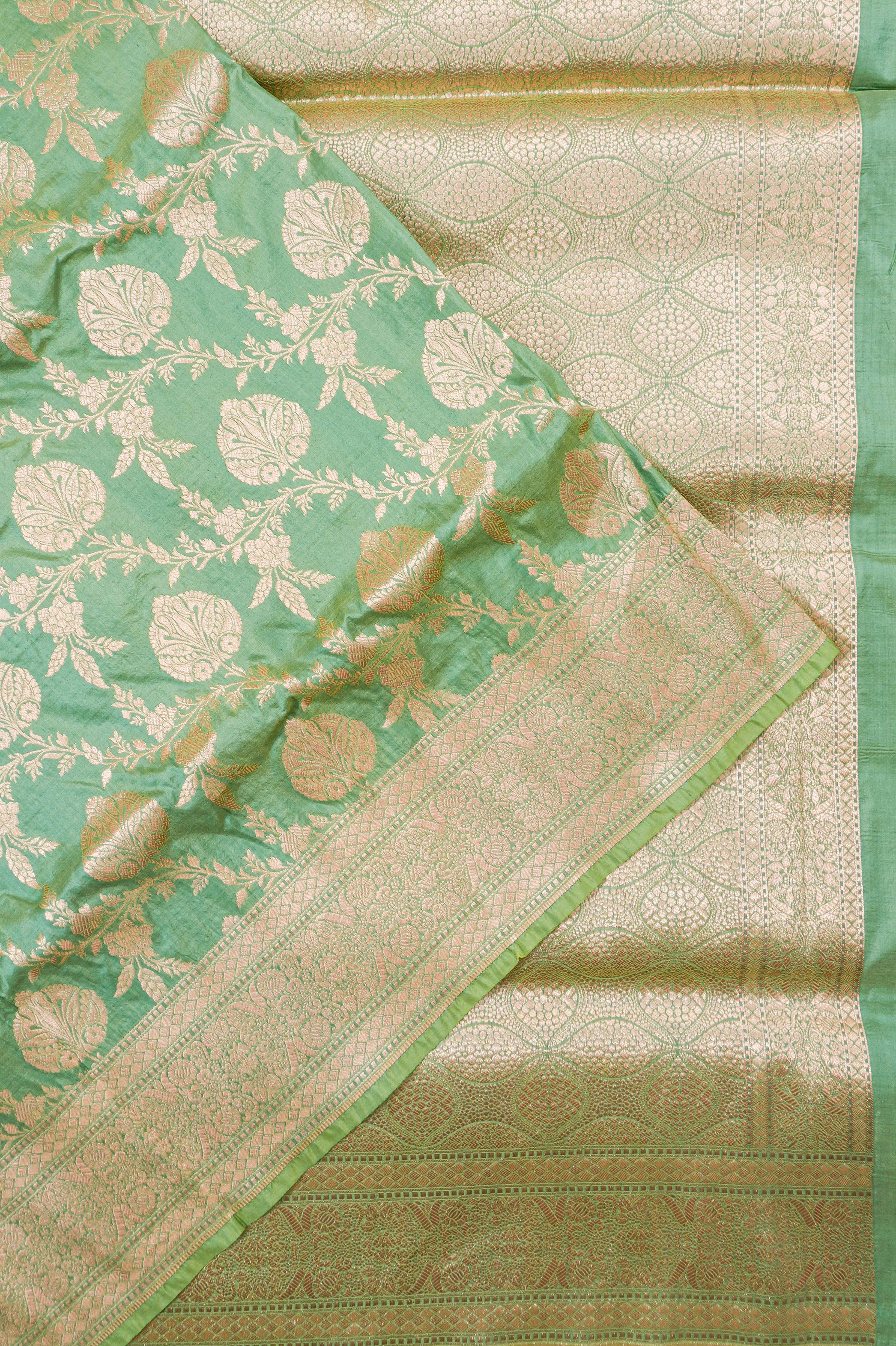 Vaanya Banaras Silk Brocade Jaal Green Saree