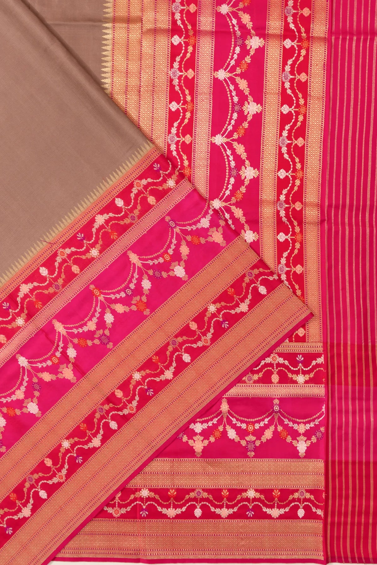 Banarasi Silk Plain Choco Brown Saree With Big Border