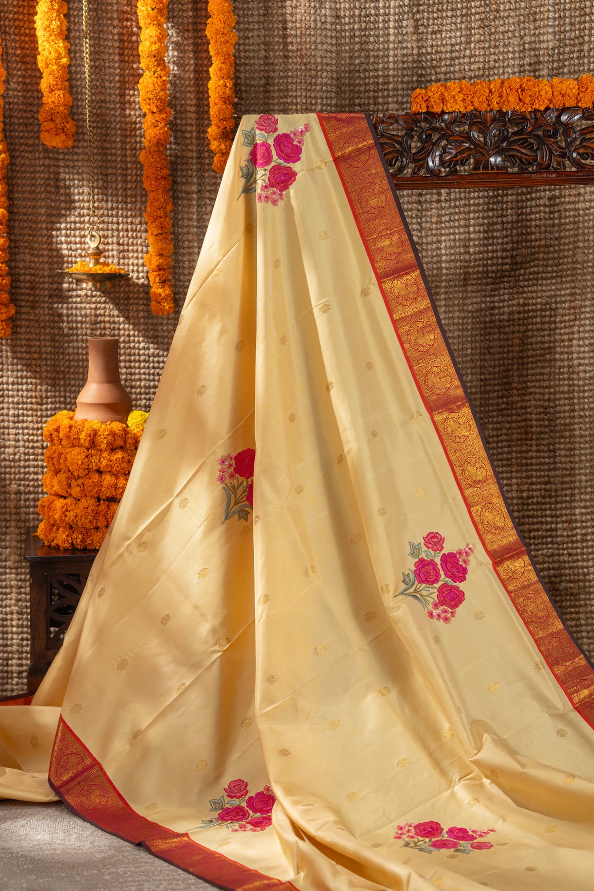Kanchipuram Silk Butta Cream Saree With Embroidery