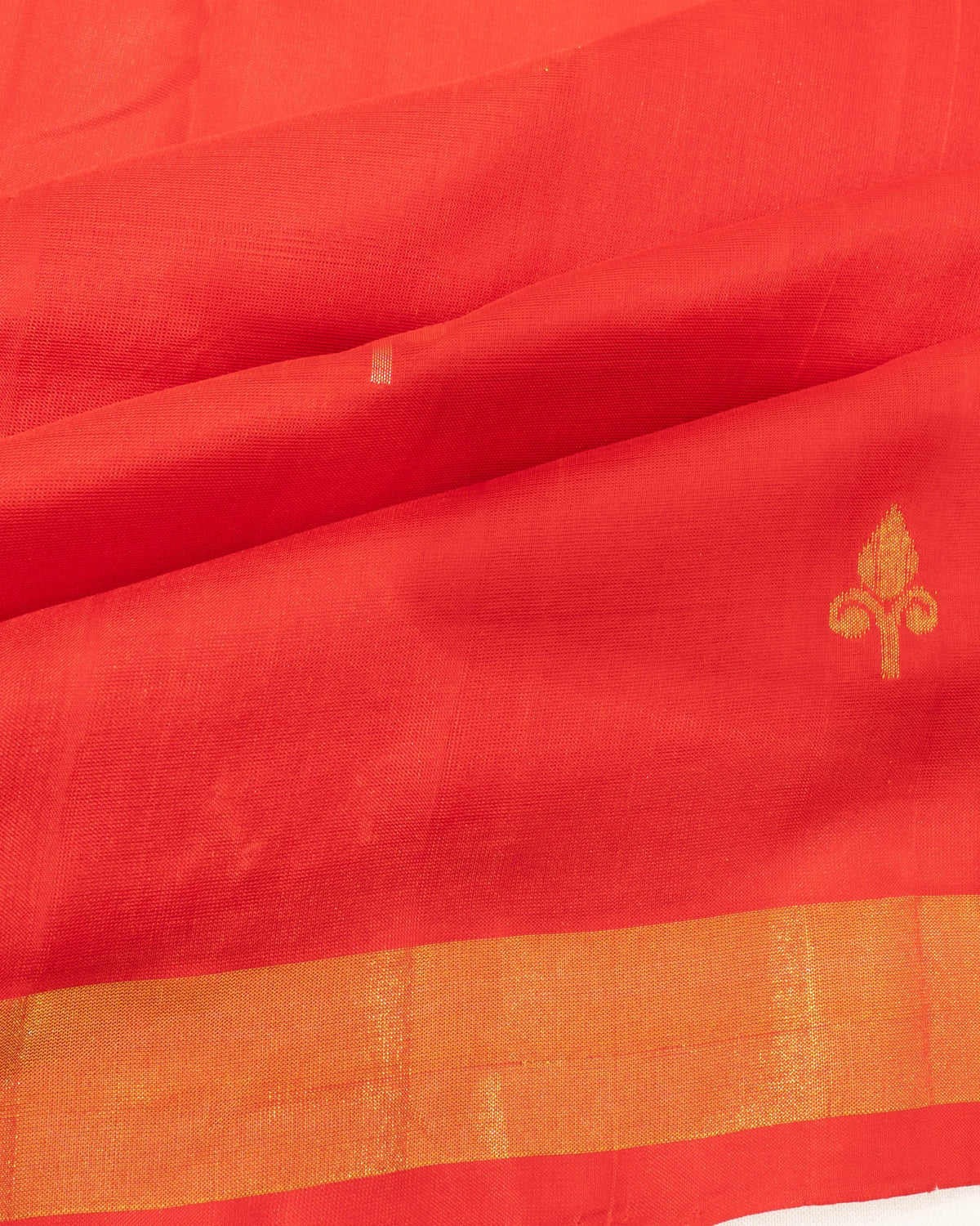 Uppada Silk Butta Orange Saree With Jamdani Pallu
