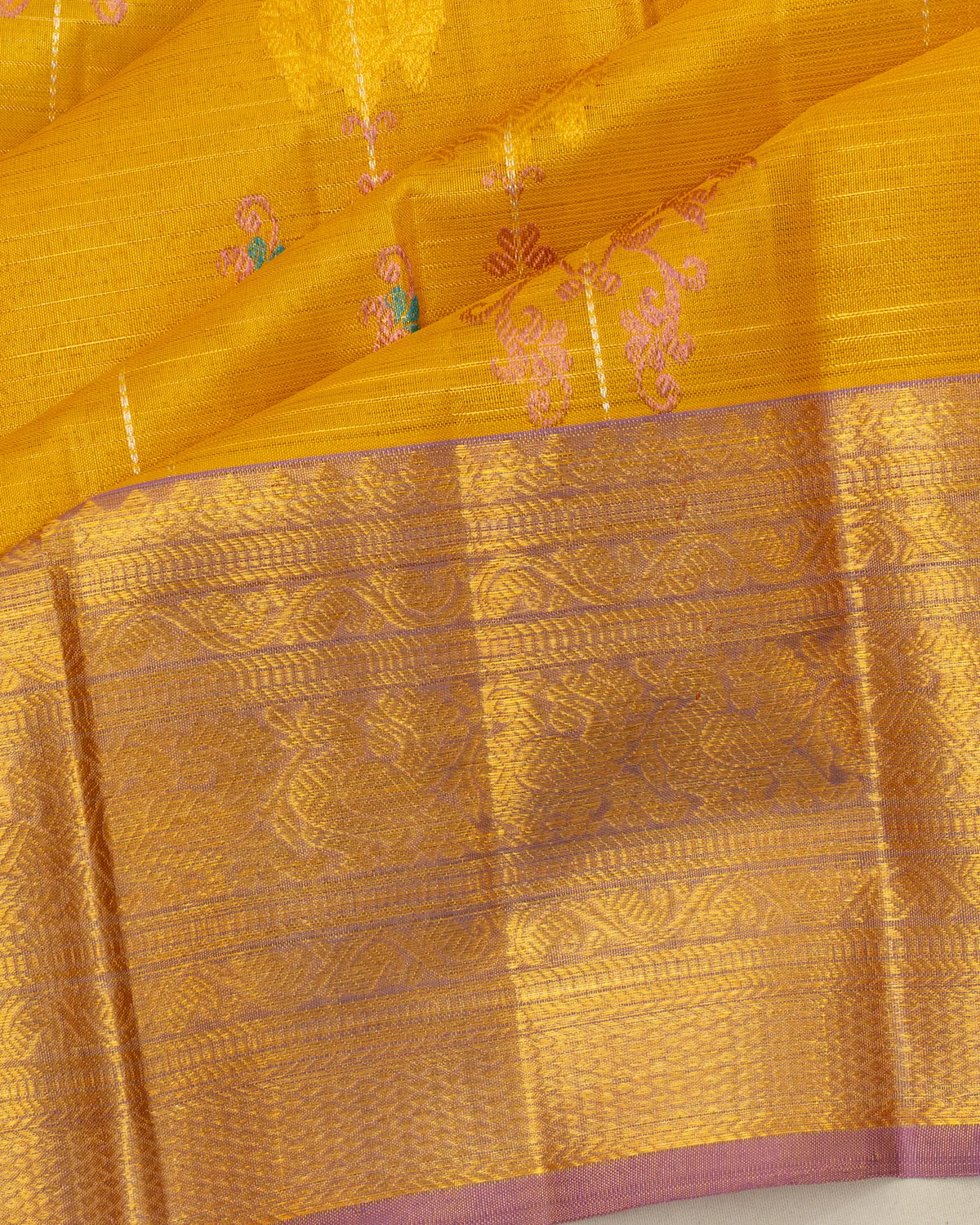 Kanchipuram Silk Tissue Lines And Butta Gold Saree