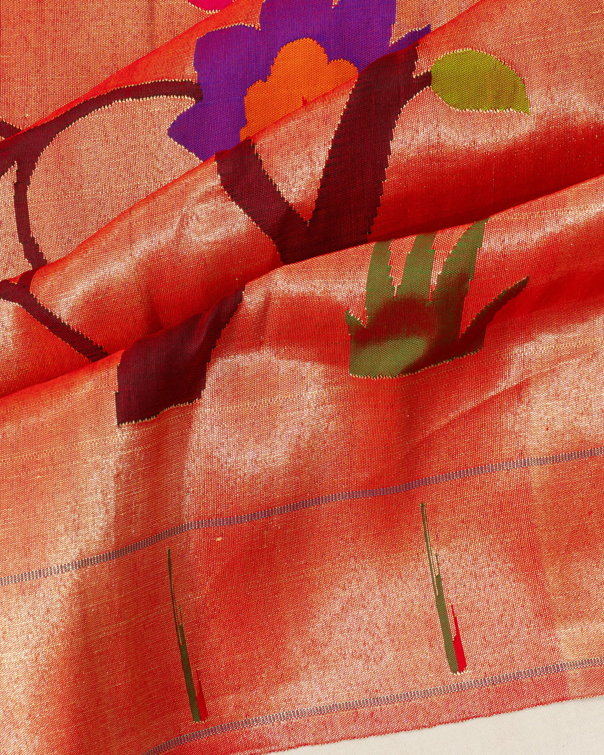 Paithani Silk Tissue All Over Jaal Red Saree With Single Muniya Border