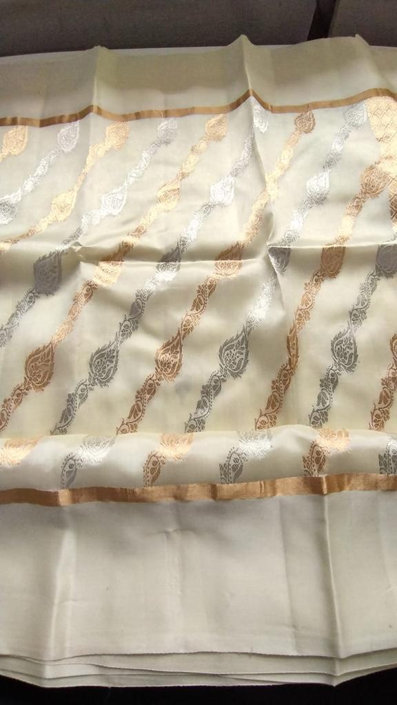 Banarasi Silk Leheriya Cream Saree