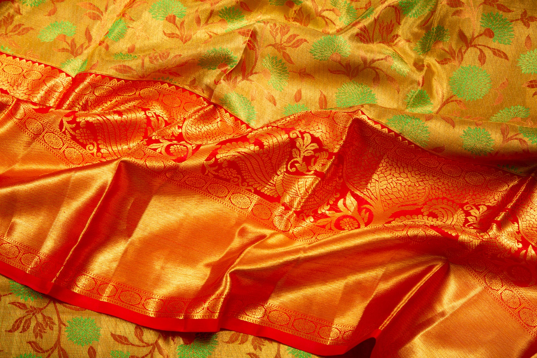 Kanchipuram Silk Tissue Jaal Gold Saree