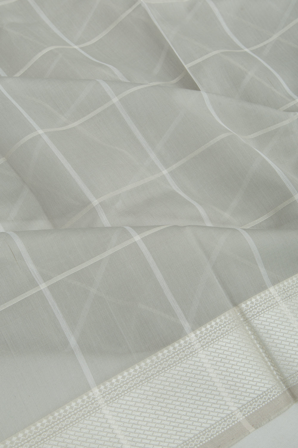 Maheshwari Cotton Checks Pastel Grey Saree