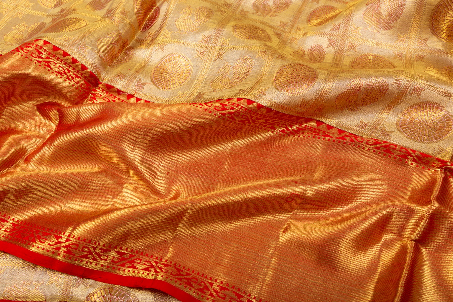 Kanchipuram Silk Tissue Checks And Butta Gold Saree