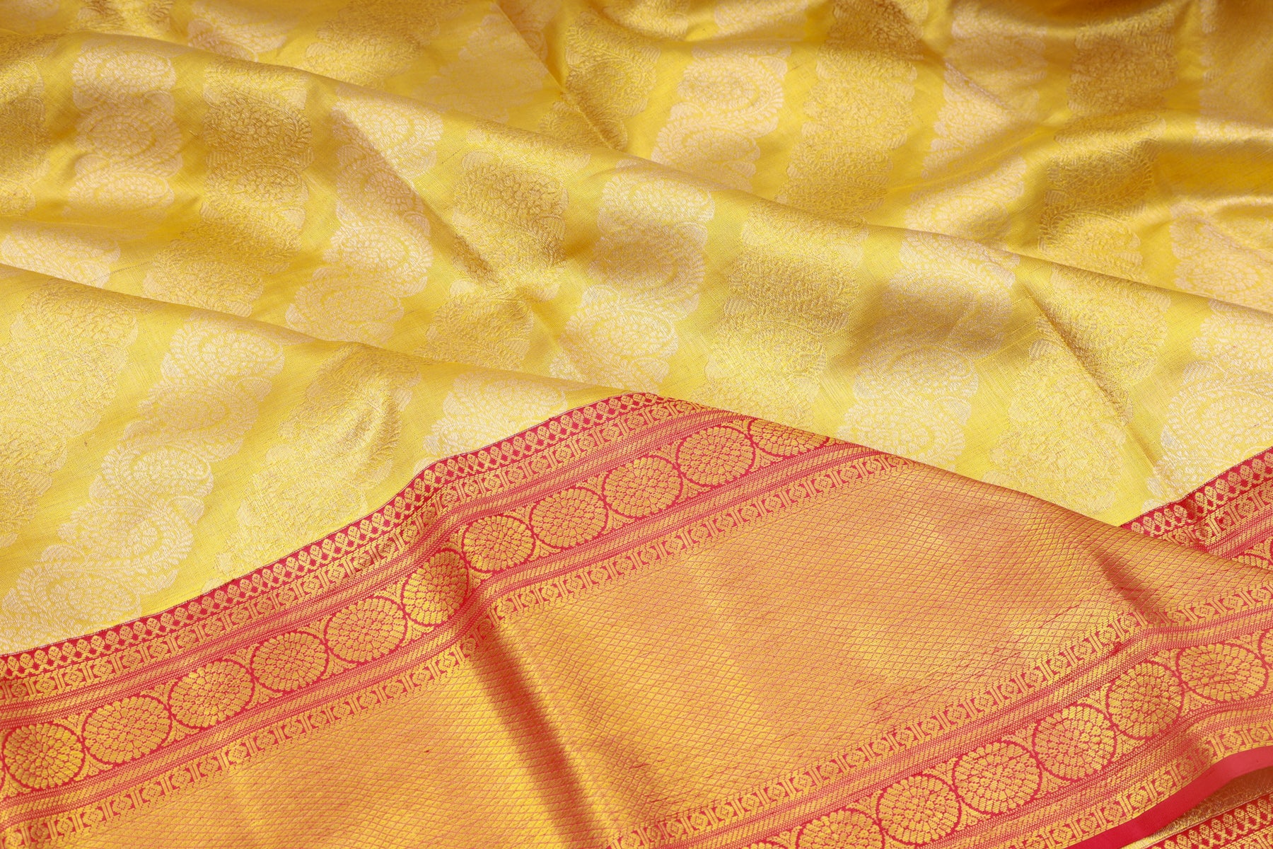 Kanchipuram Silk Tissue Brocade Gold Saree (DM)