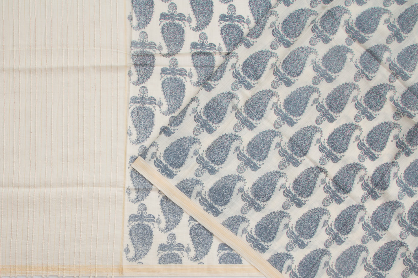 Handspun Cotton Printed White Saree/4899200_2.jpg