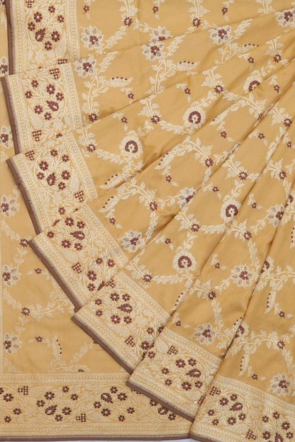 Banarasi Silk Kadwa Jaal Biege Saree