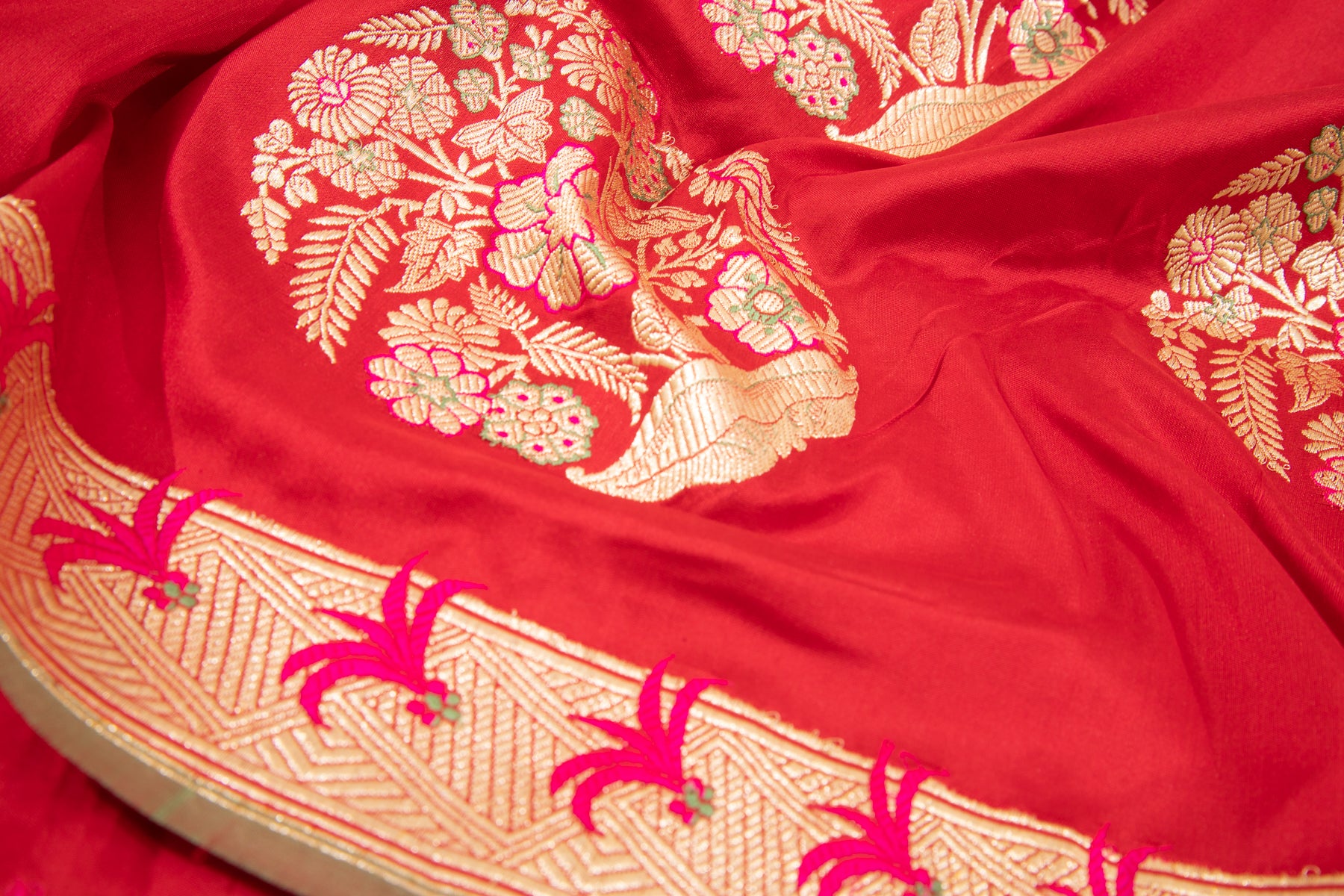 Banarasi Silk Kadwa Butta Red Saree