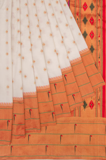 Soft Silk Butta White Saree With Triple Muniya Border