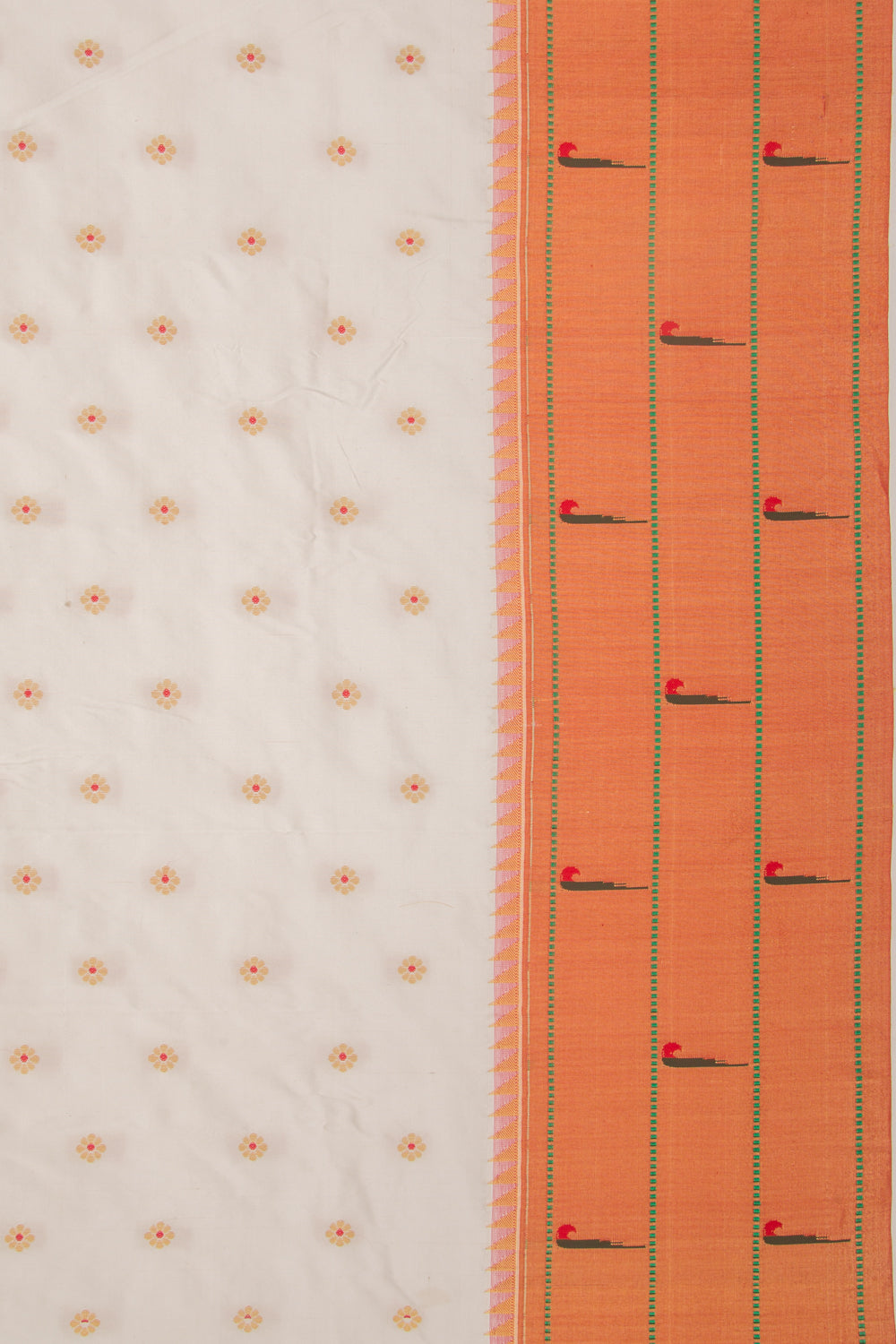 Soft Silk Butta White Saree With Triple Muniya Border