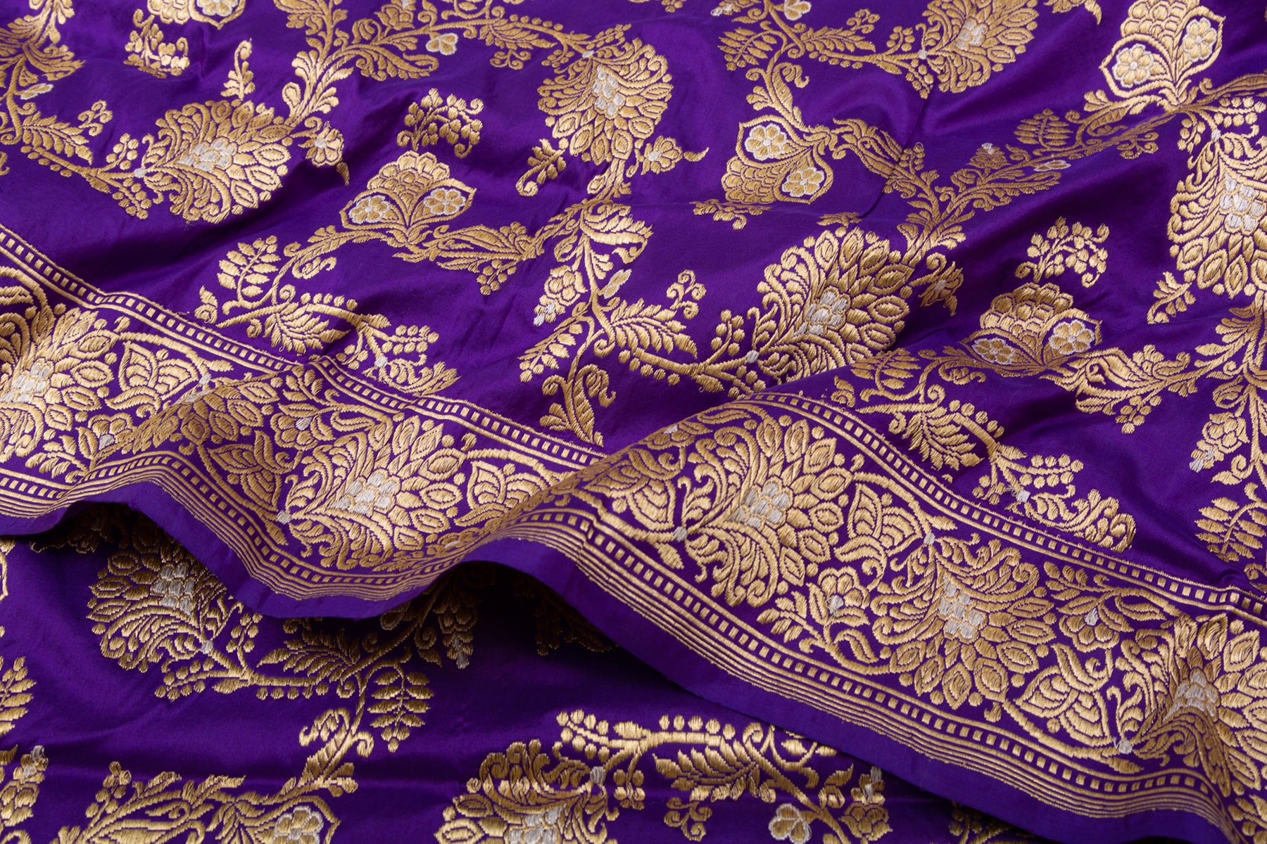 Banarasi Silk Kadwa Jaal Violet Saree